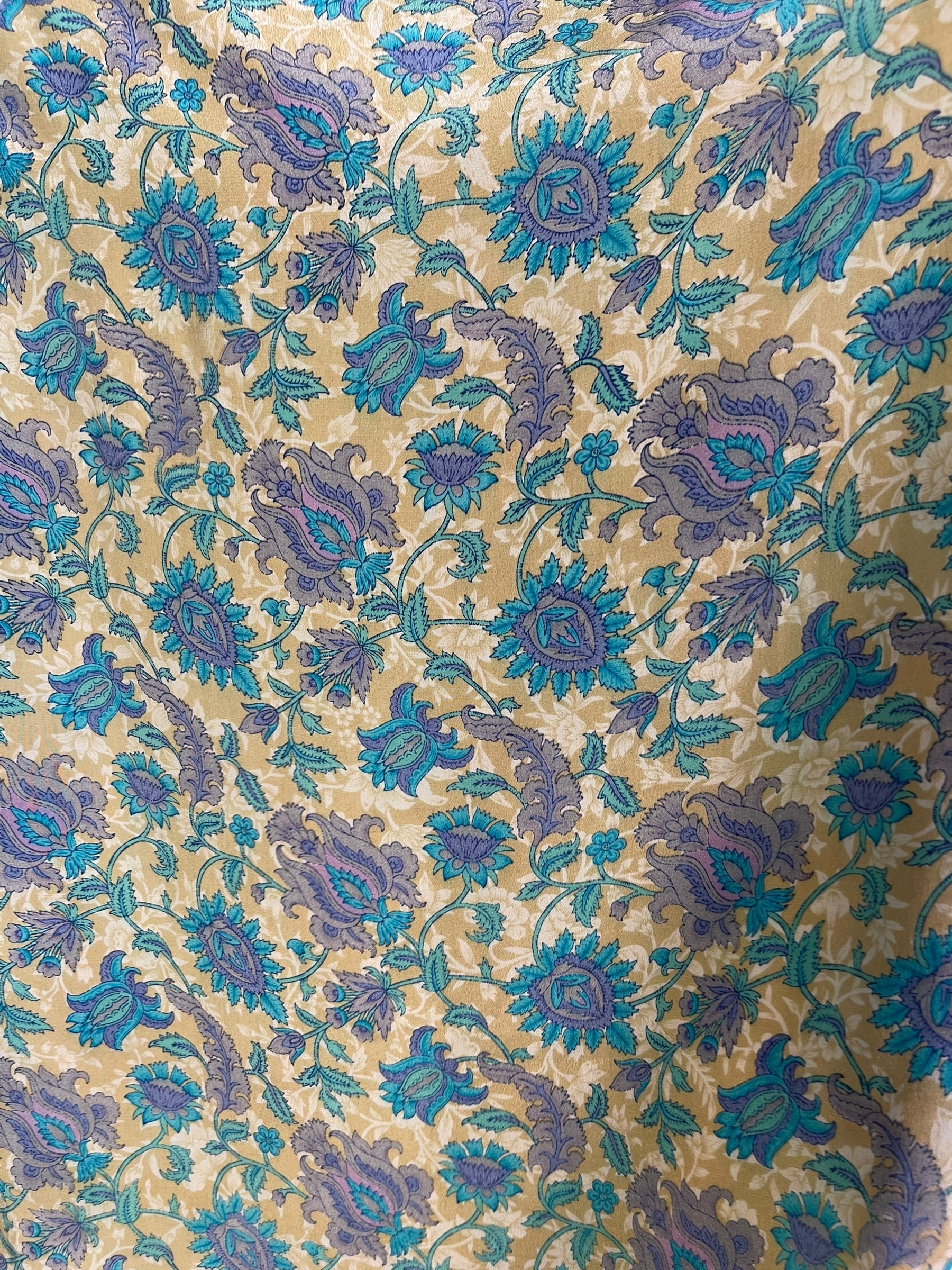 LADY LUCK PRC6963 Avatar Pure Silk Cardigan