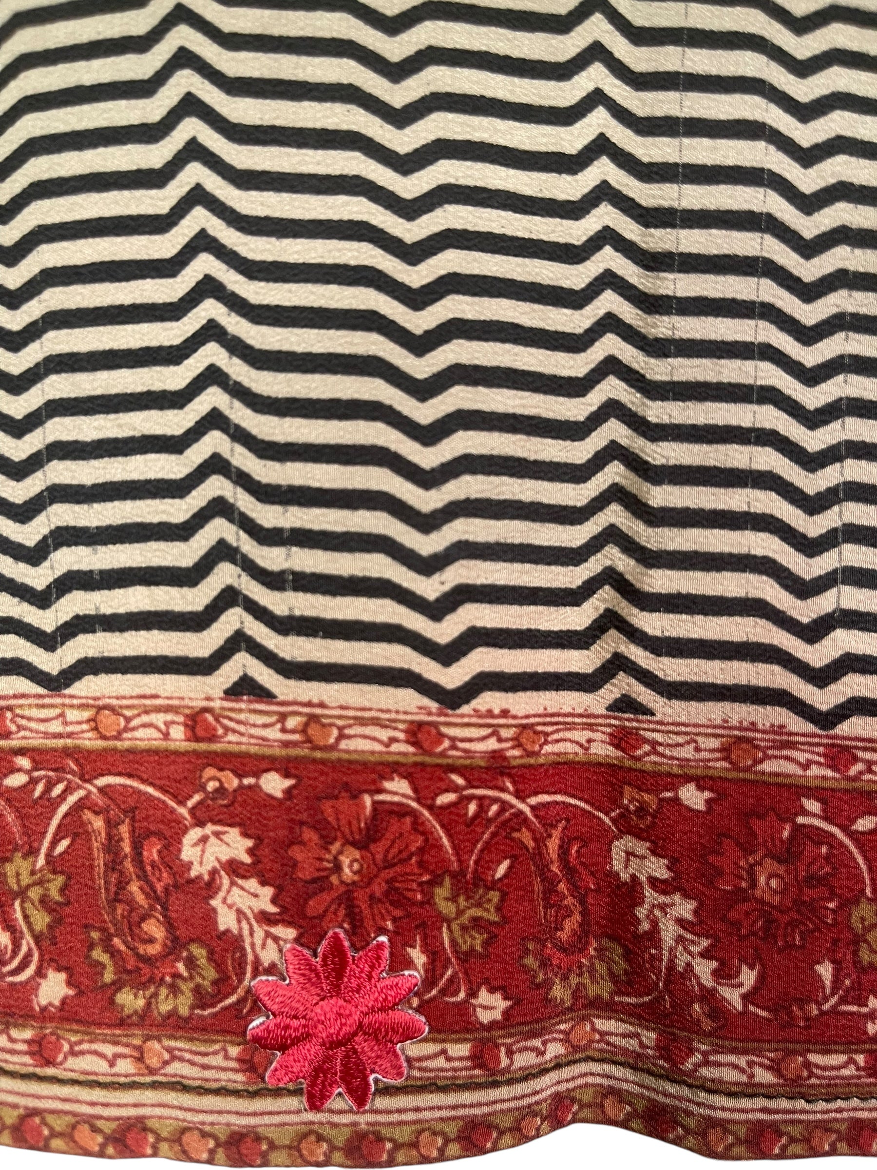 PRC7620 Avatar Pure Silk Capelet Poncho