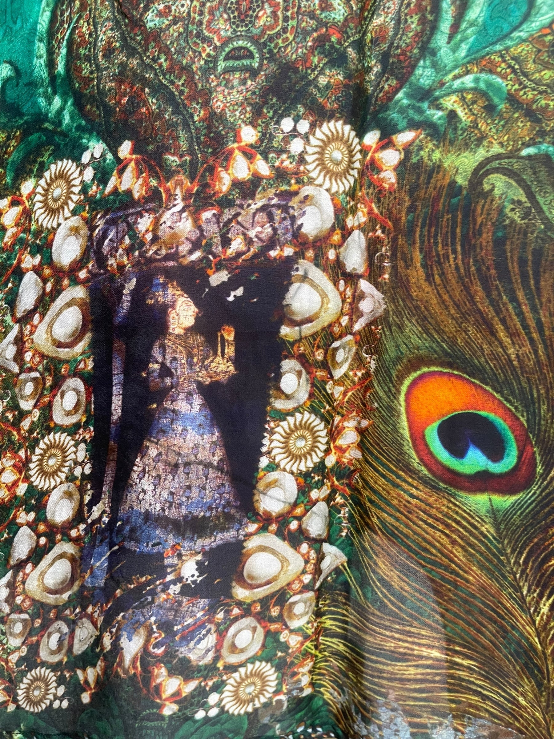 PREVIEW PRC8591 Avatar Pure Silk Midi Length Kaftan by MARCH2026 – Handmade ethical Midi Length Kaftan from sariKNOTsari using upcycled silk. Designed in Canada for travel and slow fashion, loved from Toronto to LA to Sydney. Featuring Zsiska, Bryn Walker and Artisan Leather coats by Rejean Pepin, Pepin designs