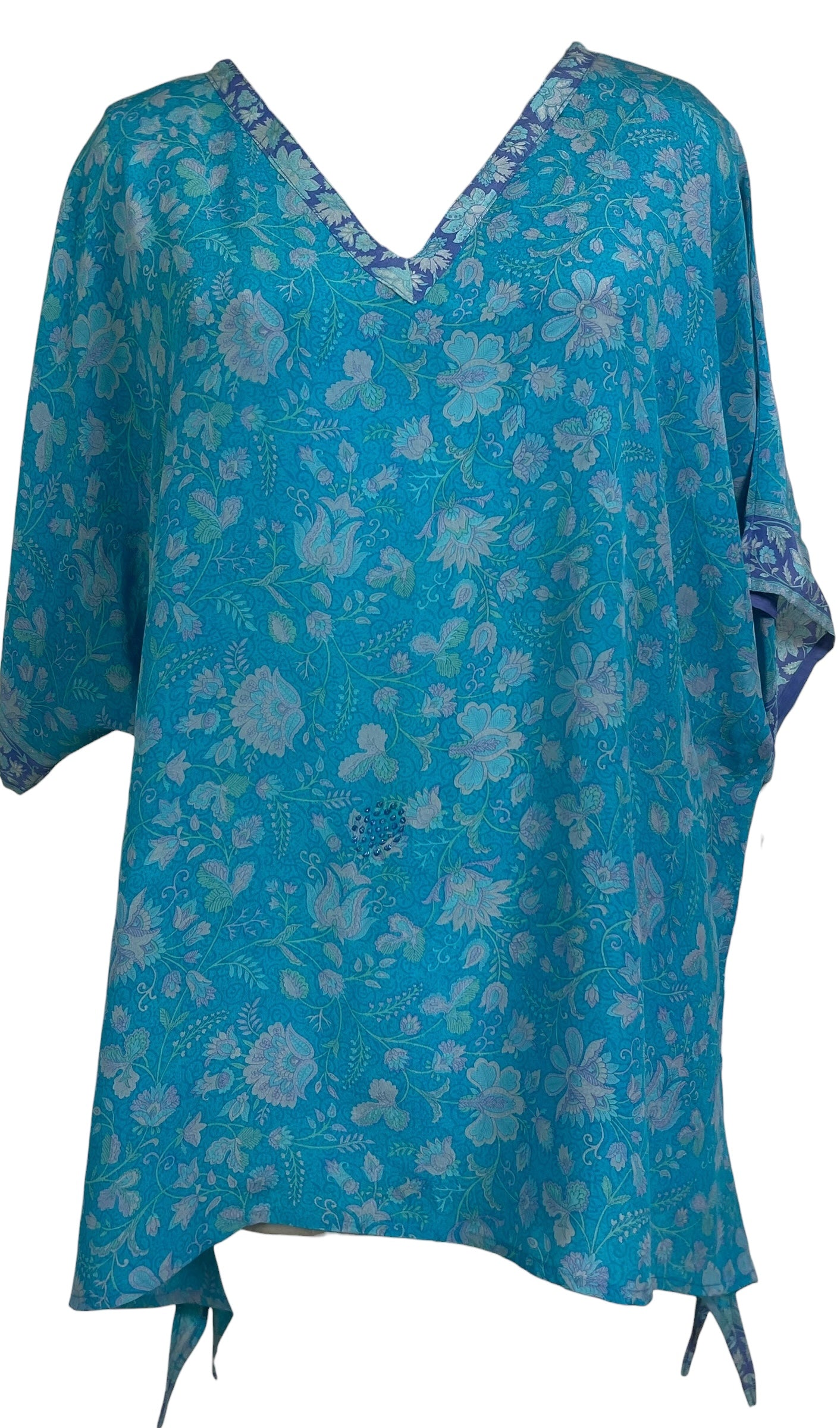PREVIEW PRC8735 Avatar Pure Silk Long Tunic with Side Ties by MARCH2026 – Handmade ethical Side Tie Tunic from sariKNOTsari using upcycled silk. Designed in Canada for travel and slow fashion, loved from Toronto to LA to Sydney.