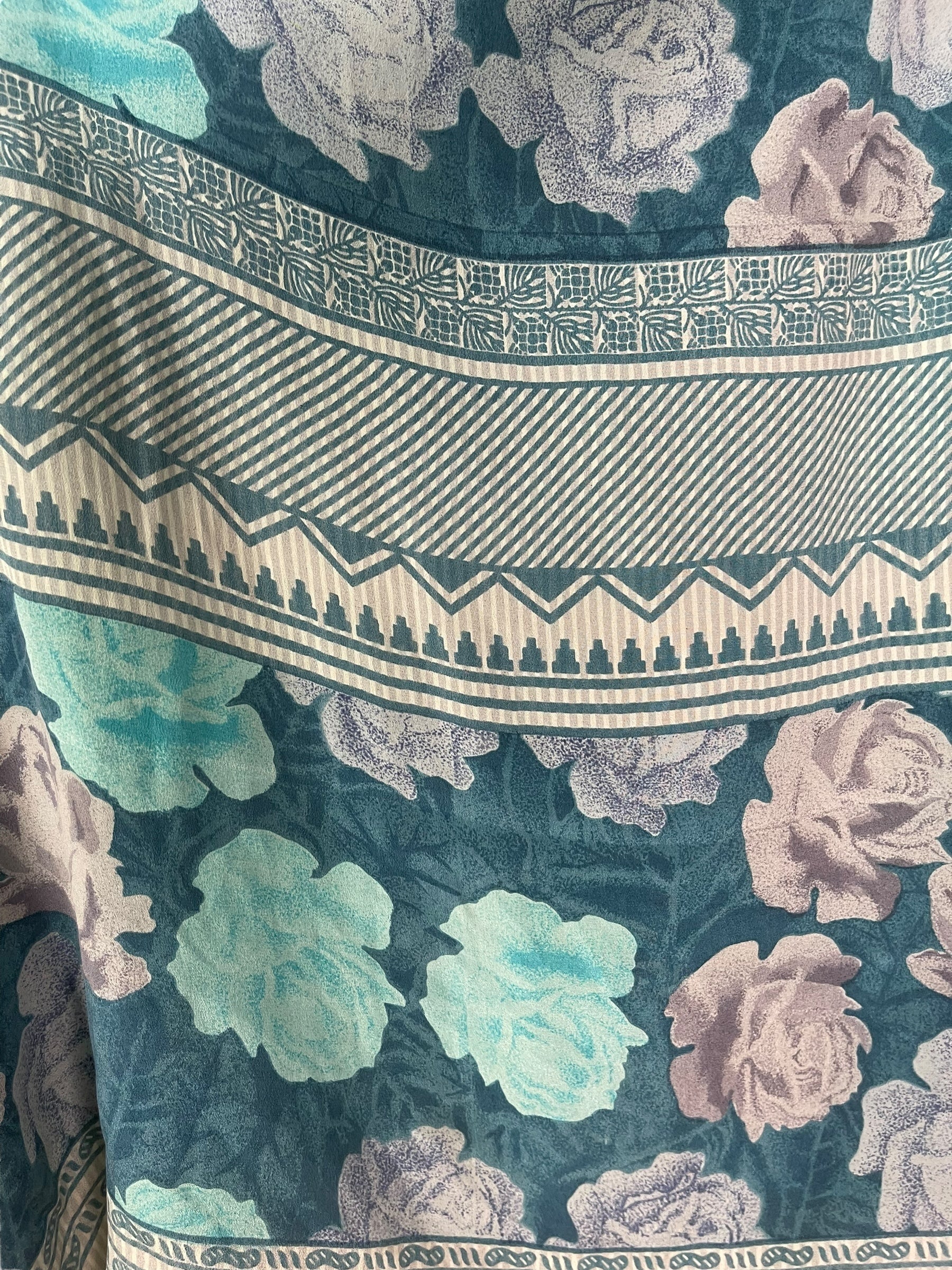 PRC8084 Avatar Pure Silk Cardigan