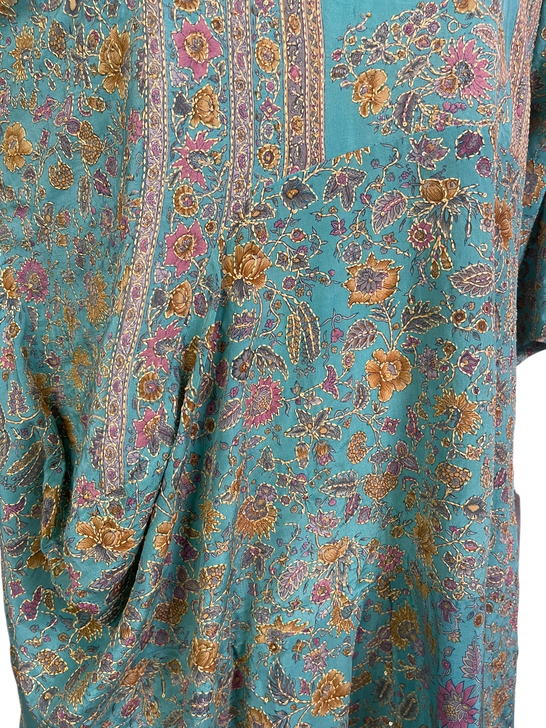 PRC8905 Avatar Pure Silk Sculptural Long Tunic Dress by 15 FEBRUARY 2026 – Handmade ethical Sculptural Dress from sariKNOTsari using upcycled silk. Designed in Canada for travel and slow fashion, loved from Toronto to LA to Sydney.