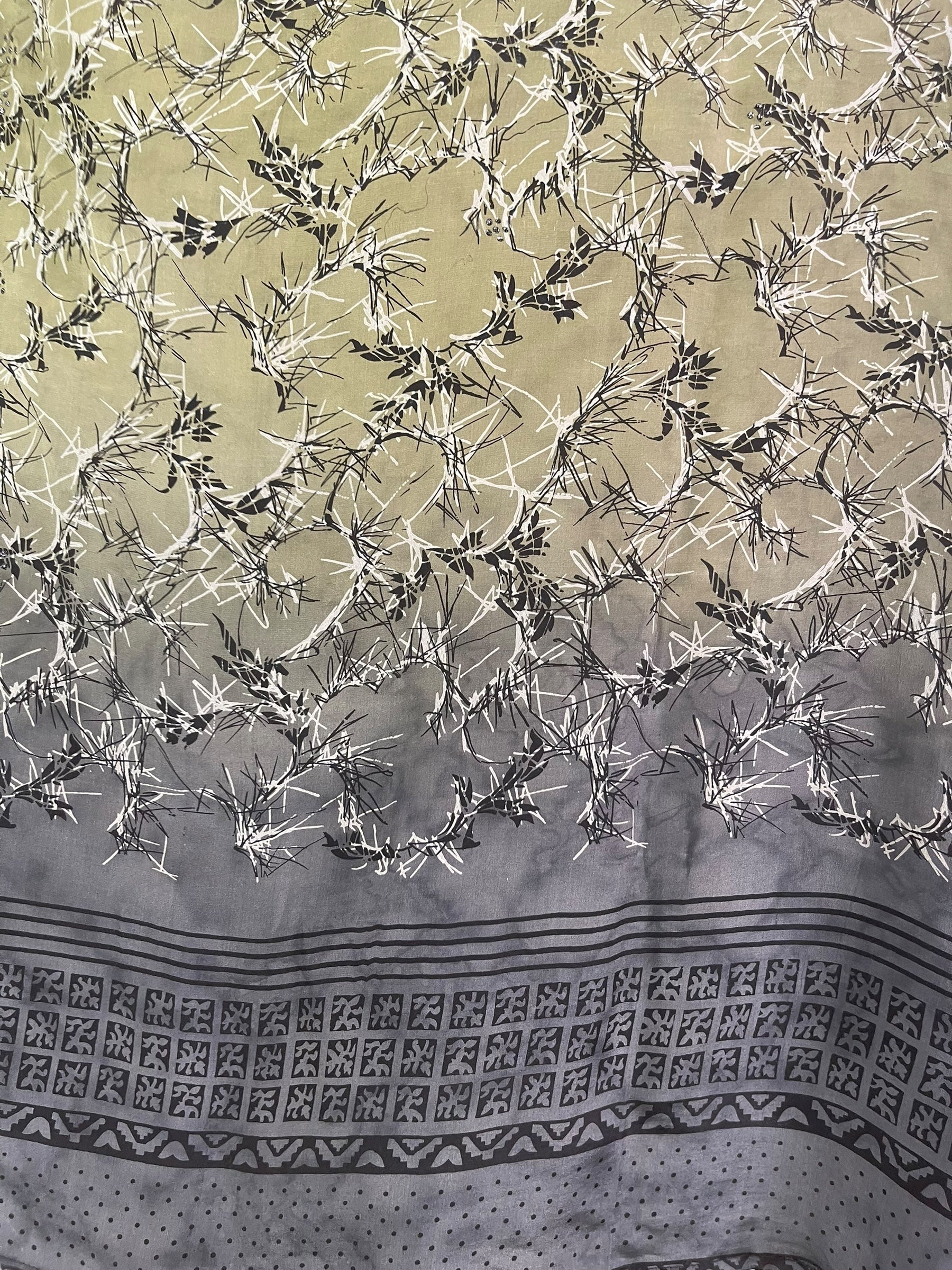 PRC7722 Avatar Pure Silk Midi Length Kaftan