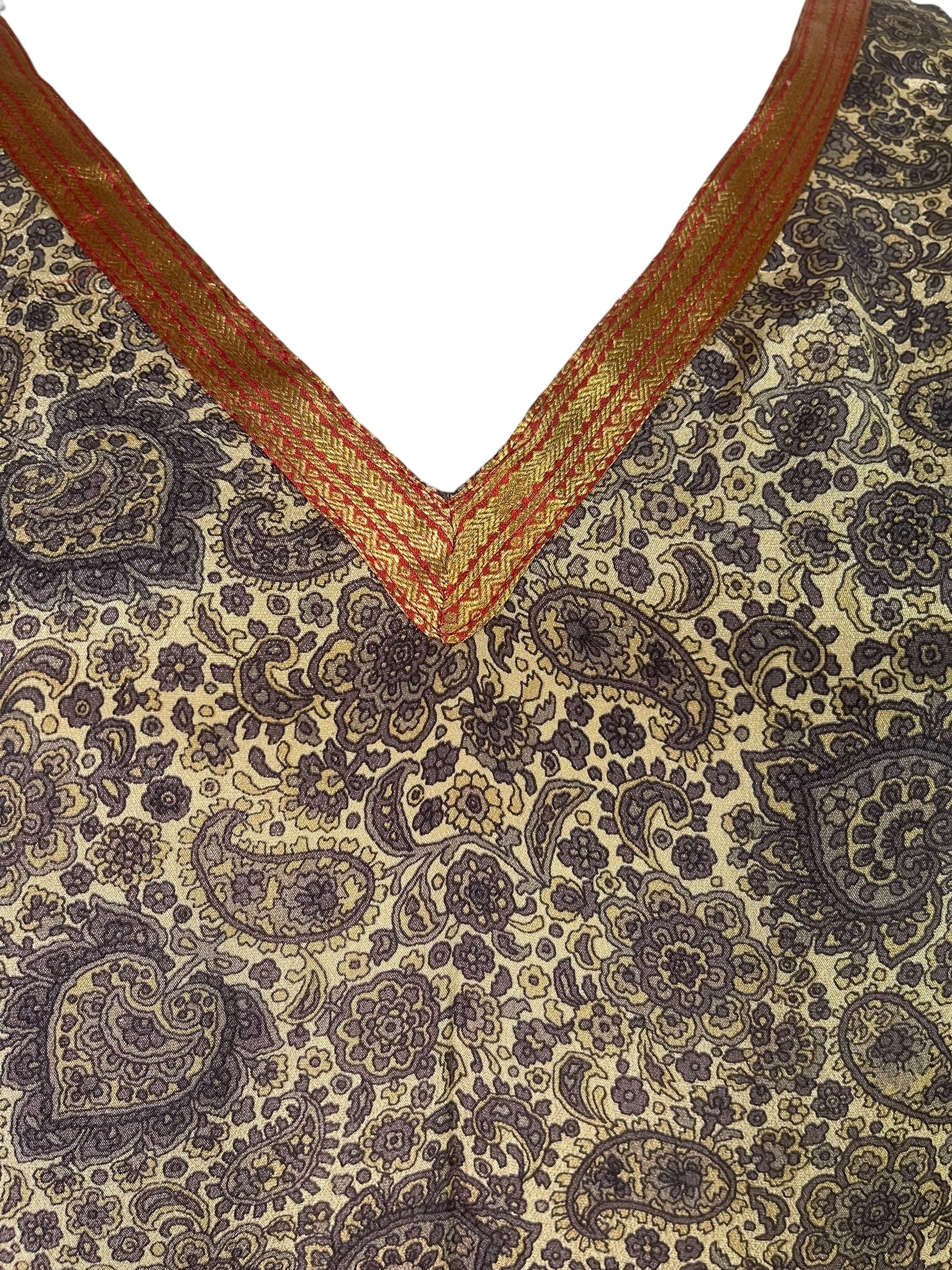 PREVIEW PRC8554 Avatar Pure Silk Midi Length Kaftan by MARCH2026 – Handmade ethical Midi Length Kaftan from sariKNOTsari using upcycled silk. Designed in Canada for travel and slow fashion, loved from Toronto to LA to Sydney. Featuring Zsiska, Bryn Walker and Artisan Leather coats by Rejean Pepin, Pepin designs