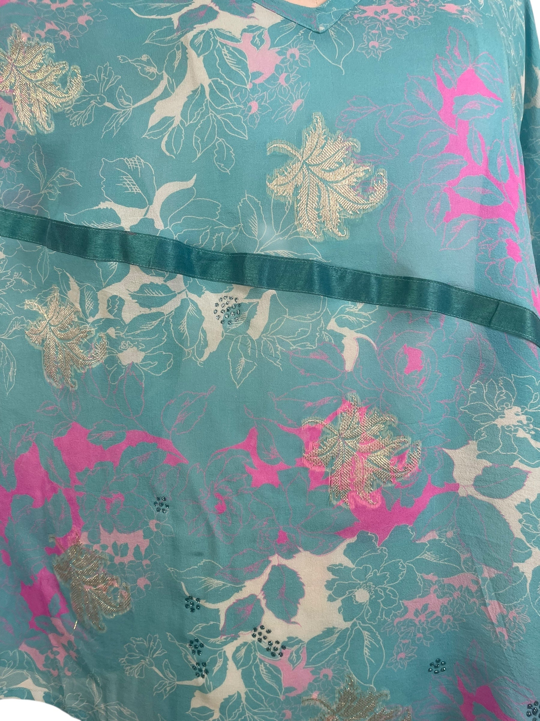 PREVIEW PRG8774  Avatar Pure Silk Long Tunic with Side Ties by MARCH2026 – Handmade ethical Side Tie Tunic from sariKNOTsari using upcycled silk. Designed in Canada for travel and slow fashion, loved from Toronto to LA to Sydney.