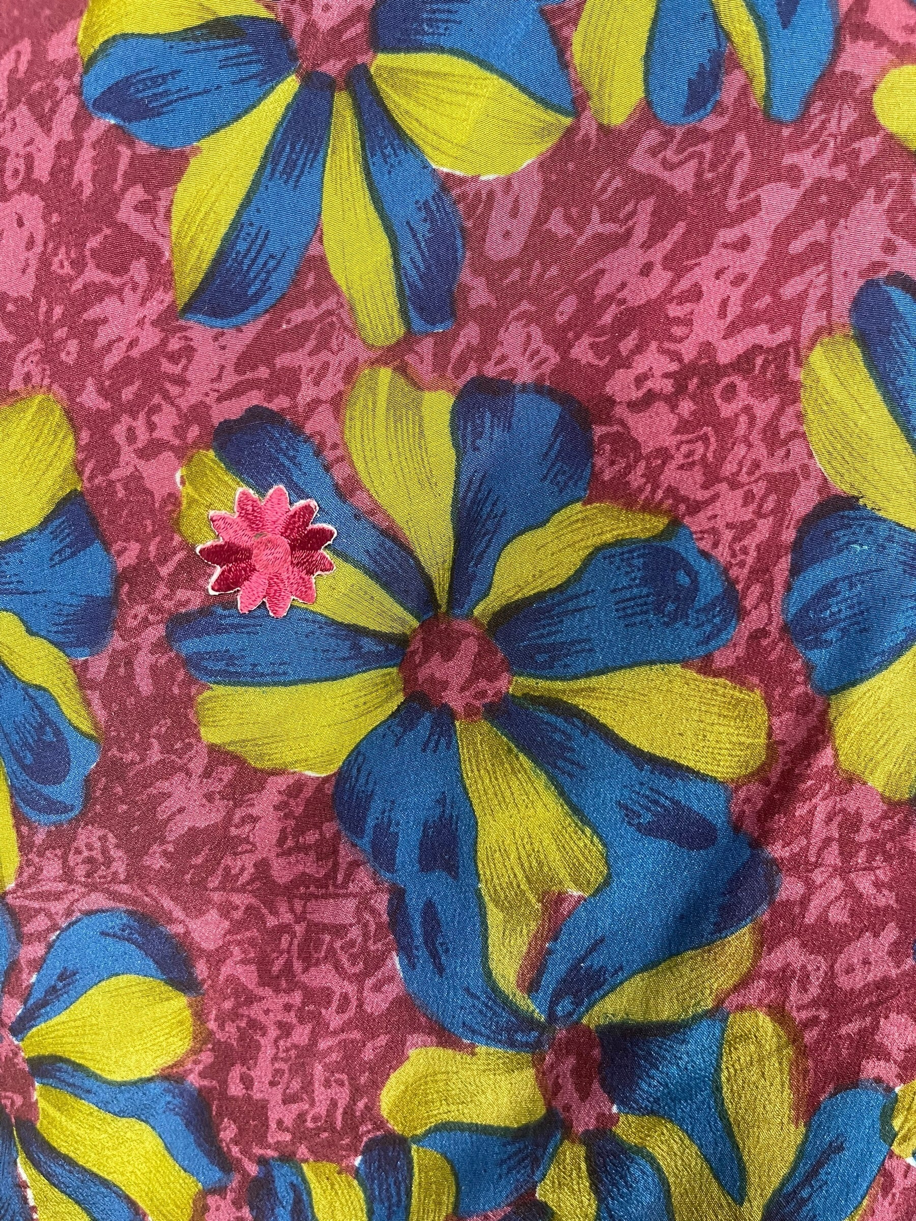 PREVIEW PRC8507 Avatar Pure Silk Kimono-Sleeved Jacket with Belt by MARCH2026 – Handmade ethical Short Kimono from sariKNOTsari using upcycled silk. Designed in Canada for travel and slow fashion, loved from Toronto to LA to Sydney. Featuring Zsiska, Bryn Walker and Artisan Leather coats by Rejean Pepin, Pepin designs