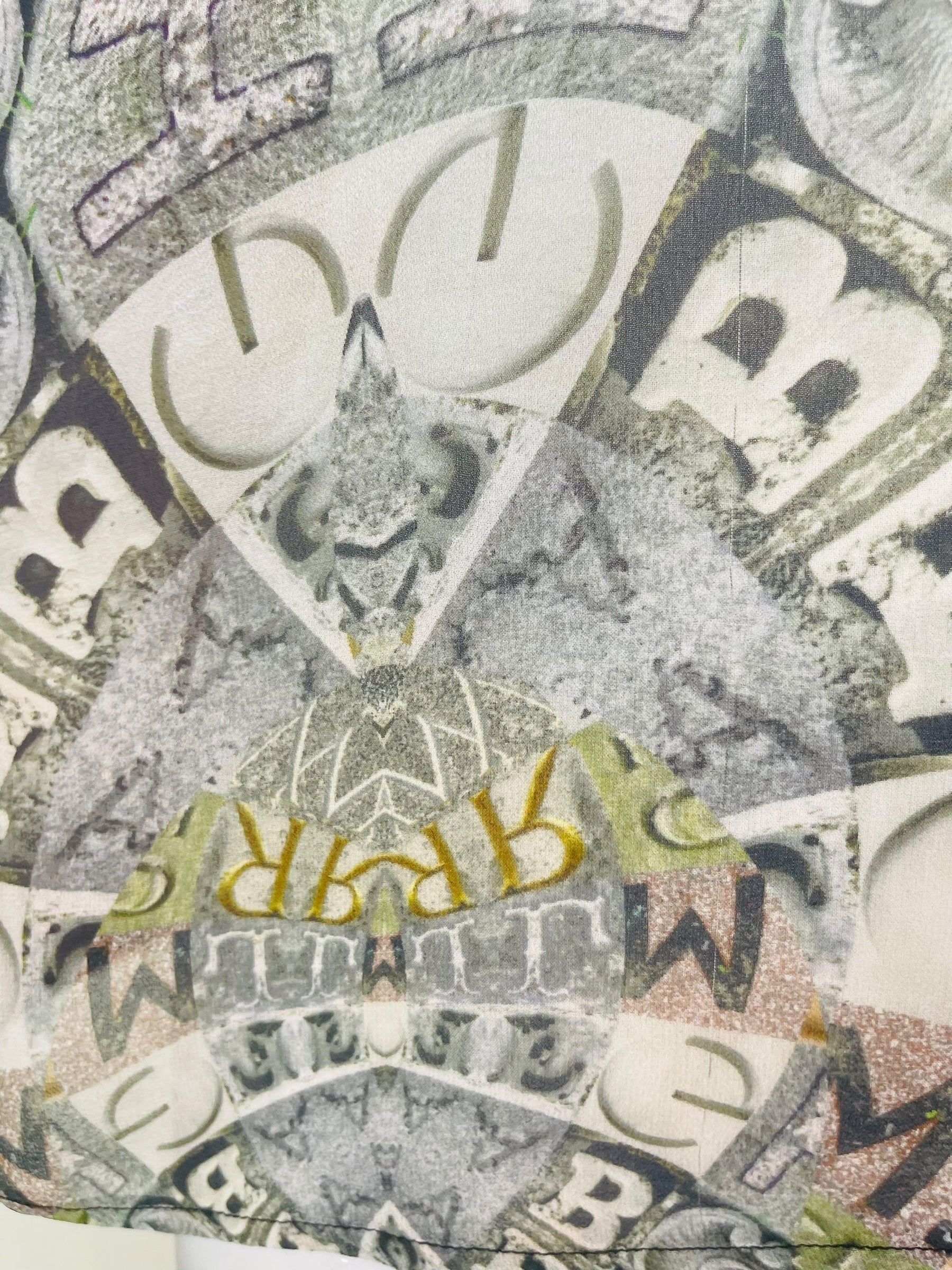 PRG6858 Sheer Wabi Sabi Pure Silk Side Slit Top