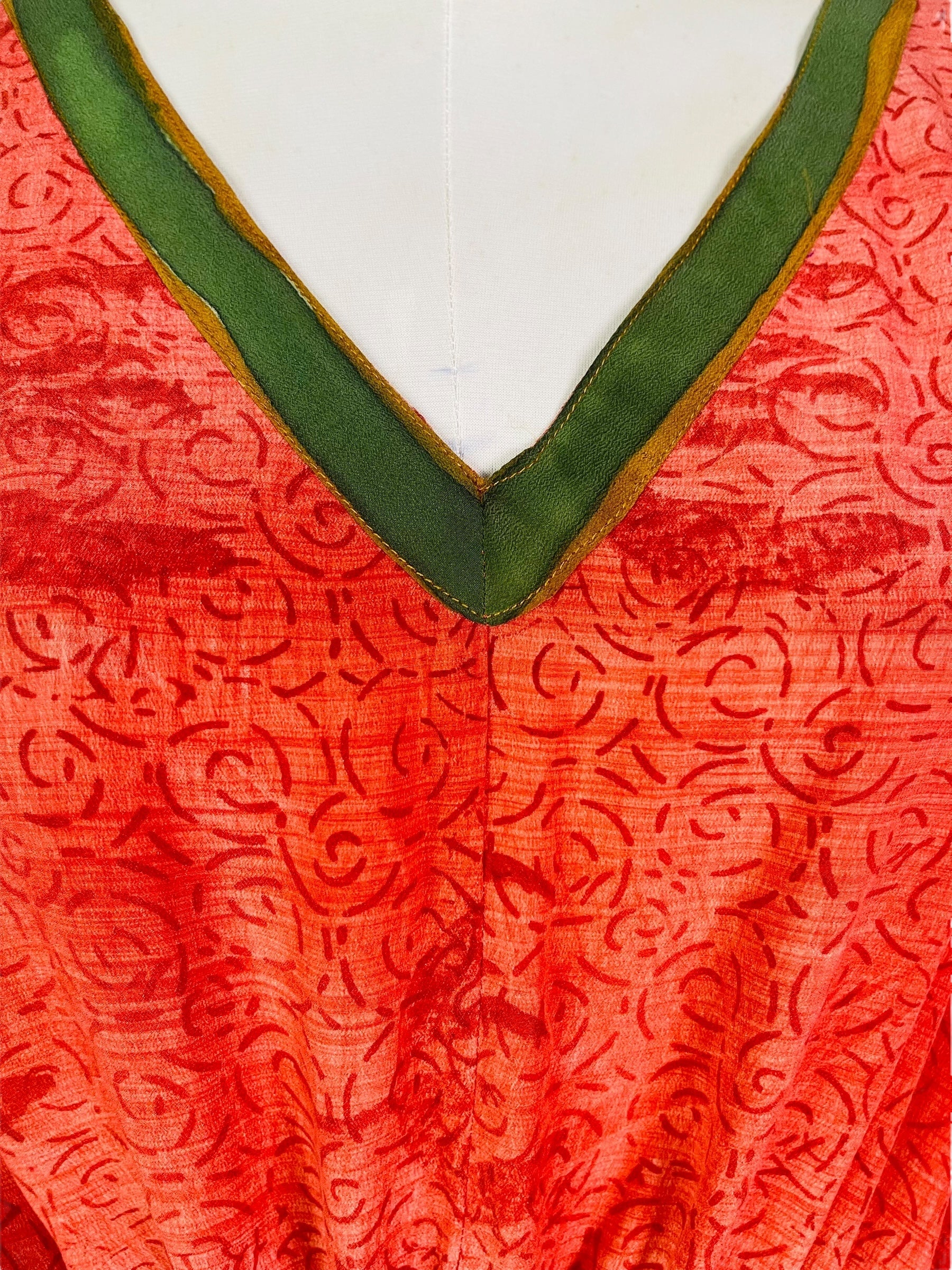MARKETING PRC7604 Avatar Pure Silk Maxi Kaftan by MARKETING – Handmade ethical Maxi Kaftan from sariKNOTsari using upcycled silk. Designed in Canada for travel and slow fashion, loved from Toronto to LA to Sydney.