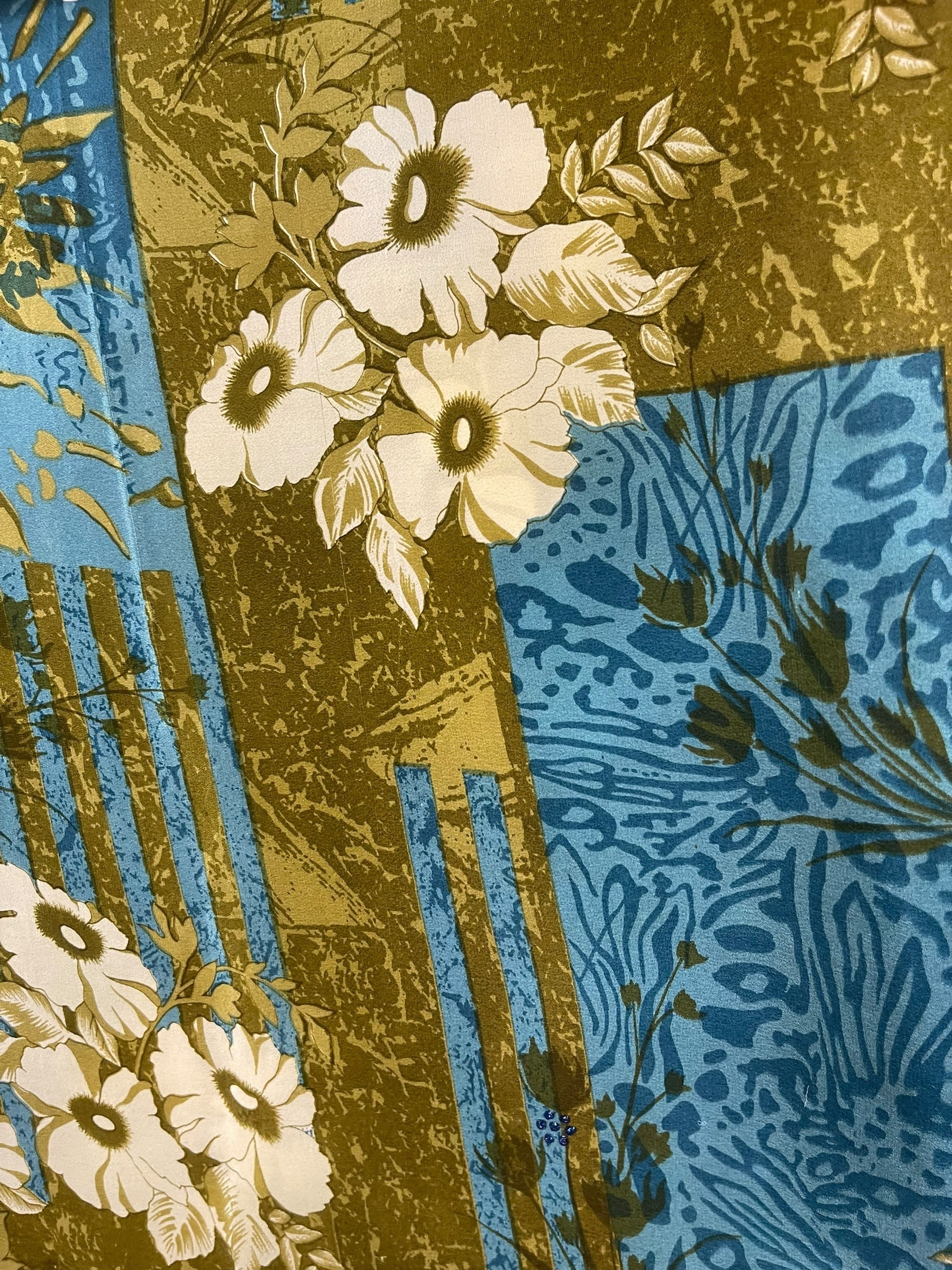 PRC8395 Avatar Pure Silk Versatile Vest