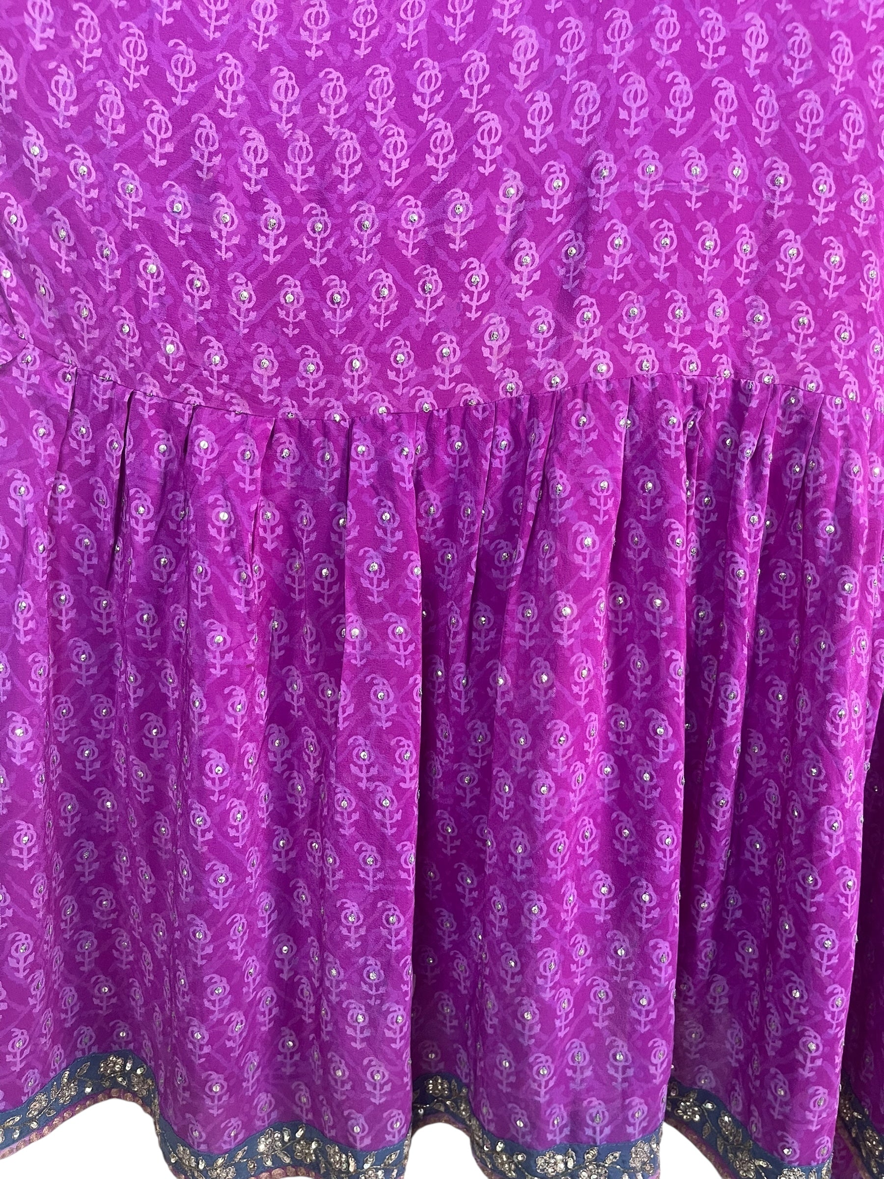 PRC8803 Wabi Sabi Pure Silk Boxy Babydoll Dress by 15 FEBRUARY 2026 – Handmade ethical Boxy Babydoll Dress from sariKNOTsari using upcycled silk. Designed in Canada for travel and slow fashion, loved from Toronto to LA to Sydney.