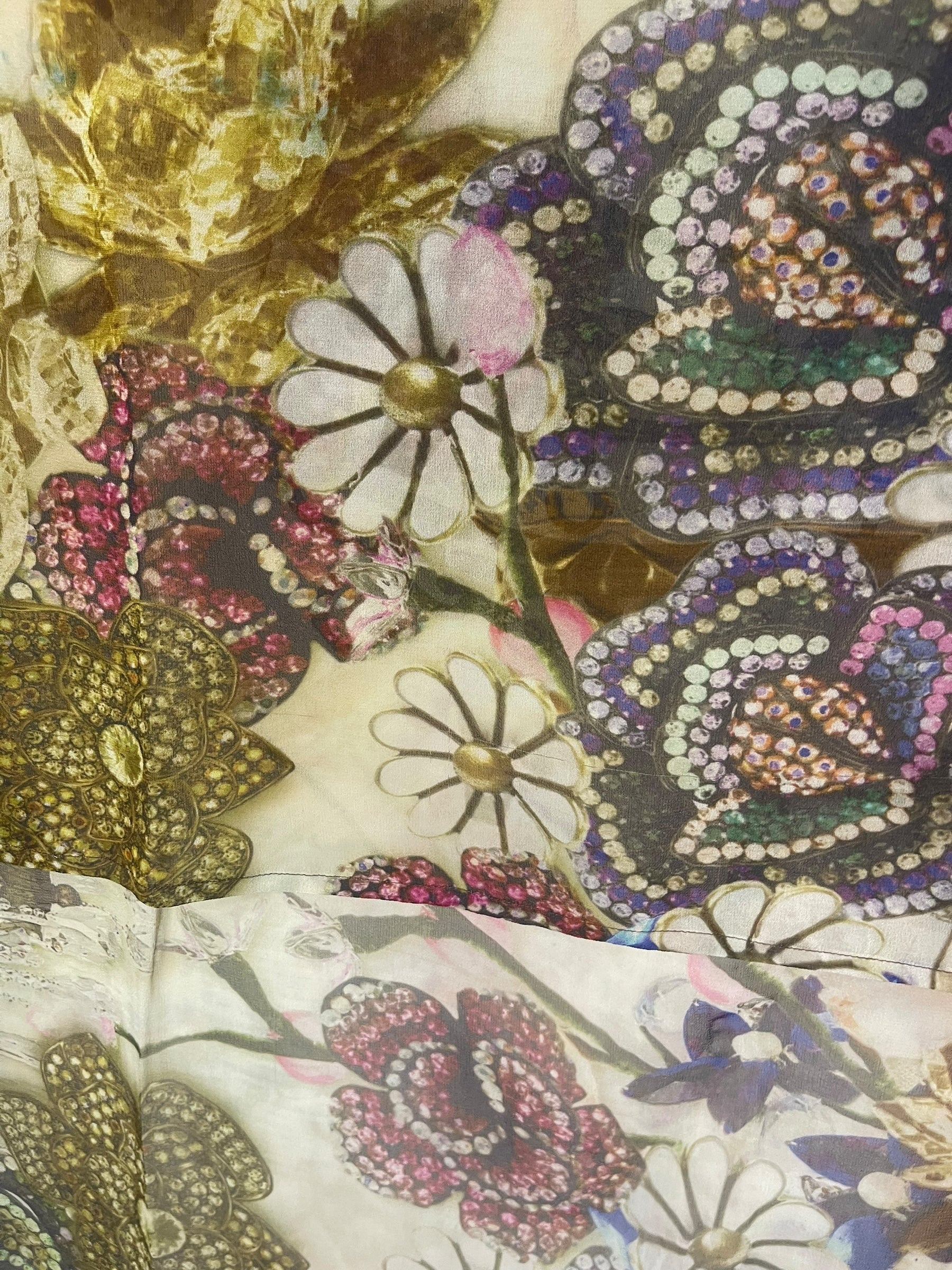 PRG8621 Sheer Wabi Sabi Pure Silk Hi Lo Top