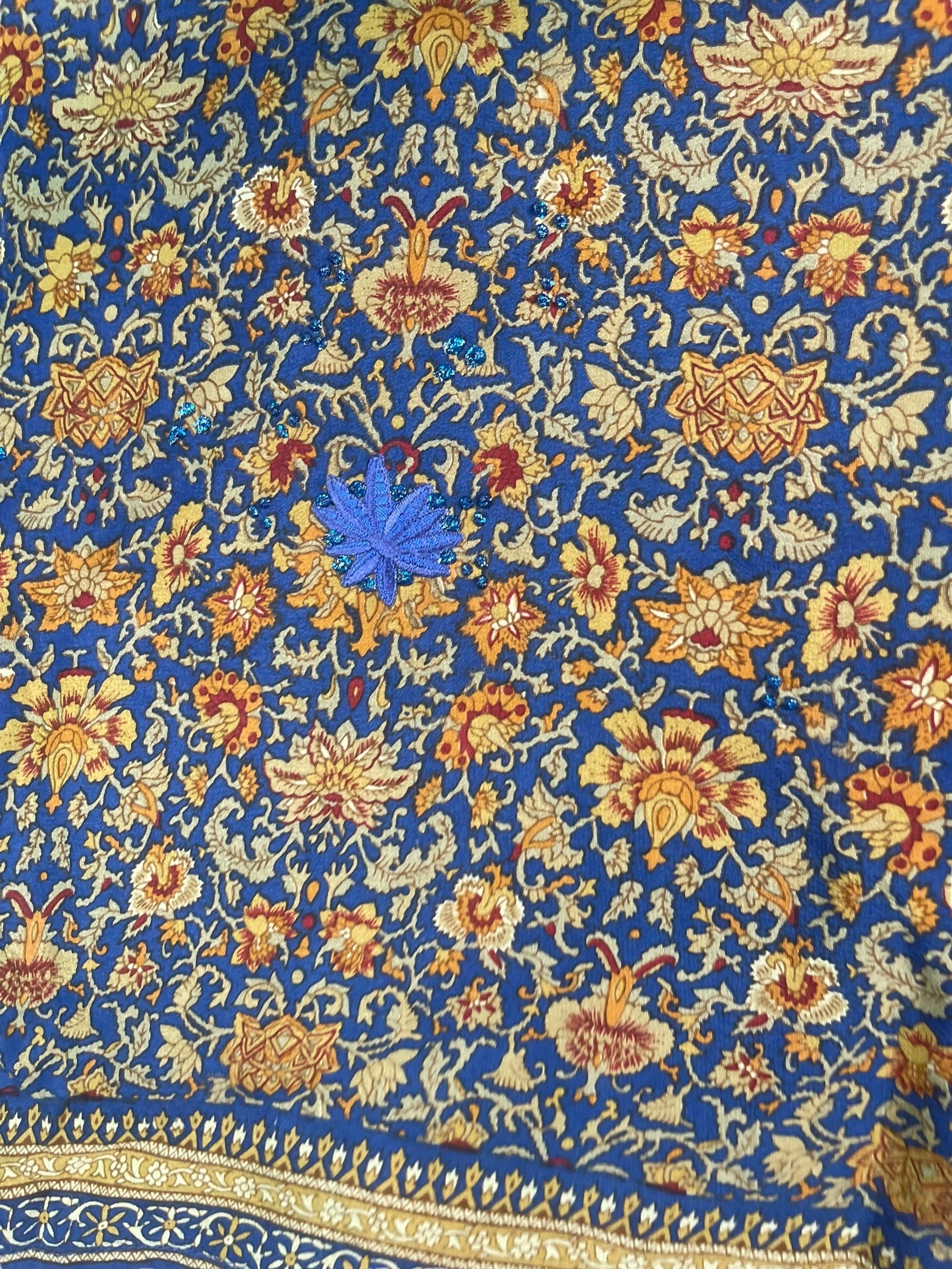 PREVIEW PRC7945 Avatar Pure Silk Capelet Poncho by DECEMBER2025 – Handmade ethical Poncho from sariKNOTsari using upcycled silk. Designed in Canada for travel and slow fashion, loved from Toronto to LA to Sydney.