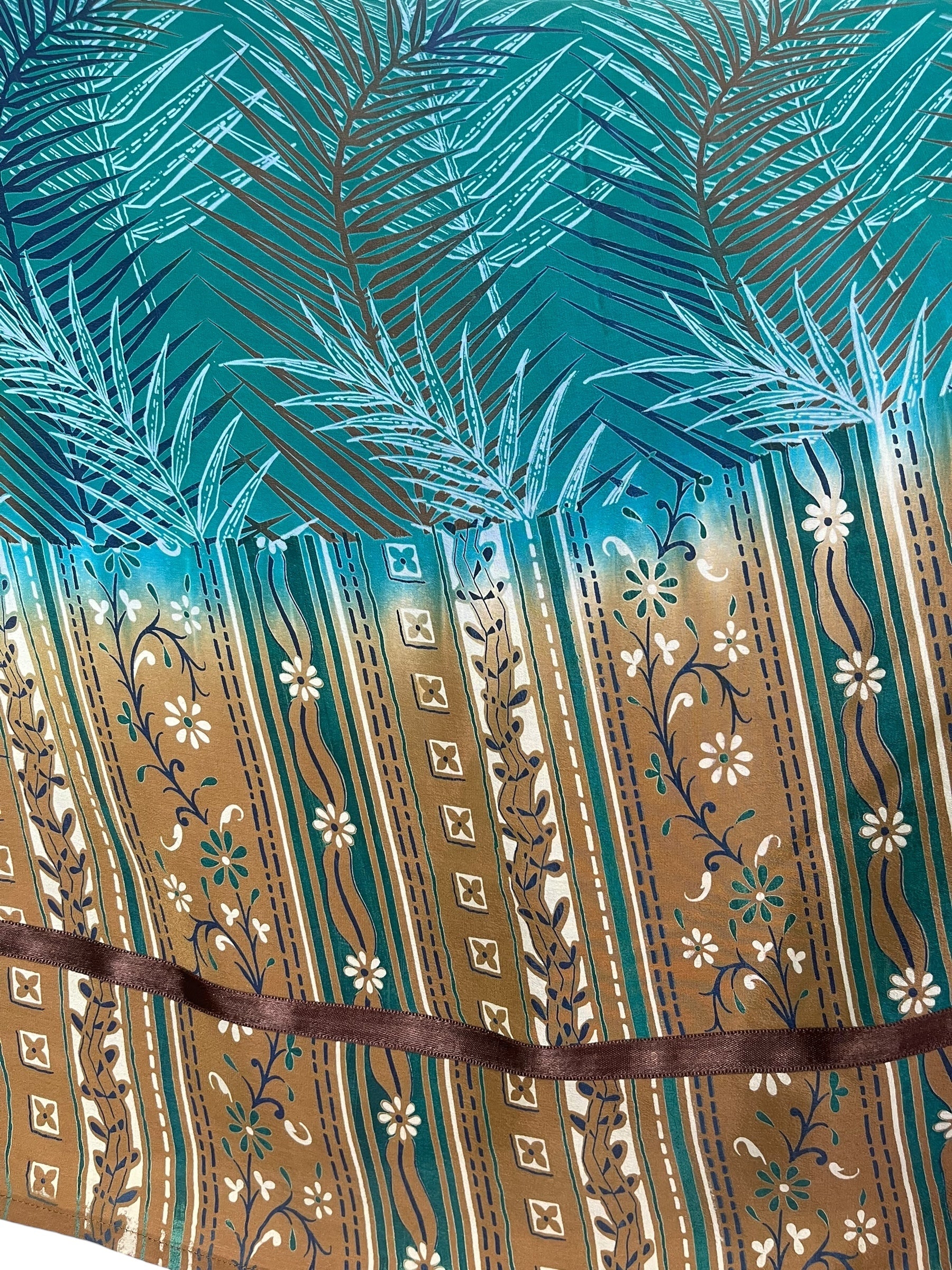 PREVIEW PRC8472 Avatar Pure Silk Capelet Poncho by FEBRUARY2026 – Handmade ethical Poncho from sariKNOTsari using upcycled silk. Designed in Canada for travel and slow fashion, loved from Toronto to LA to Sydney.