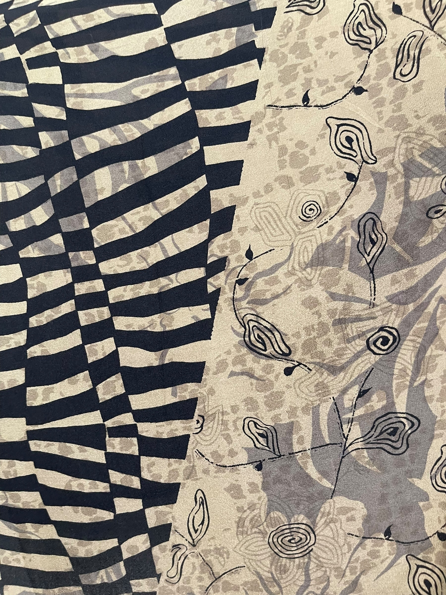 PRC7150 Avatar Pure Silk Capelet Poncho