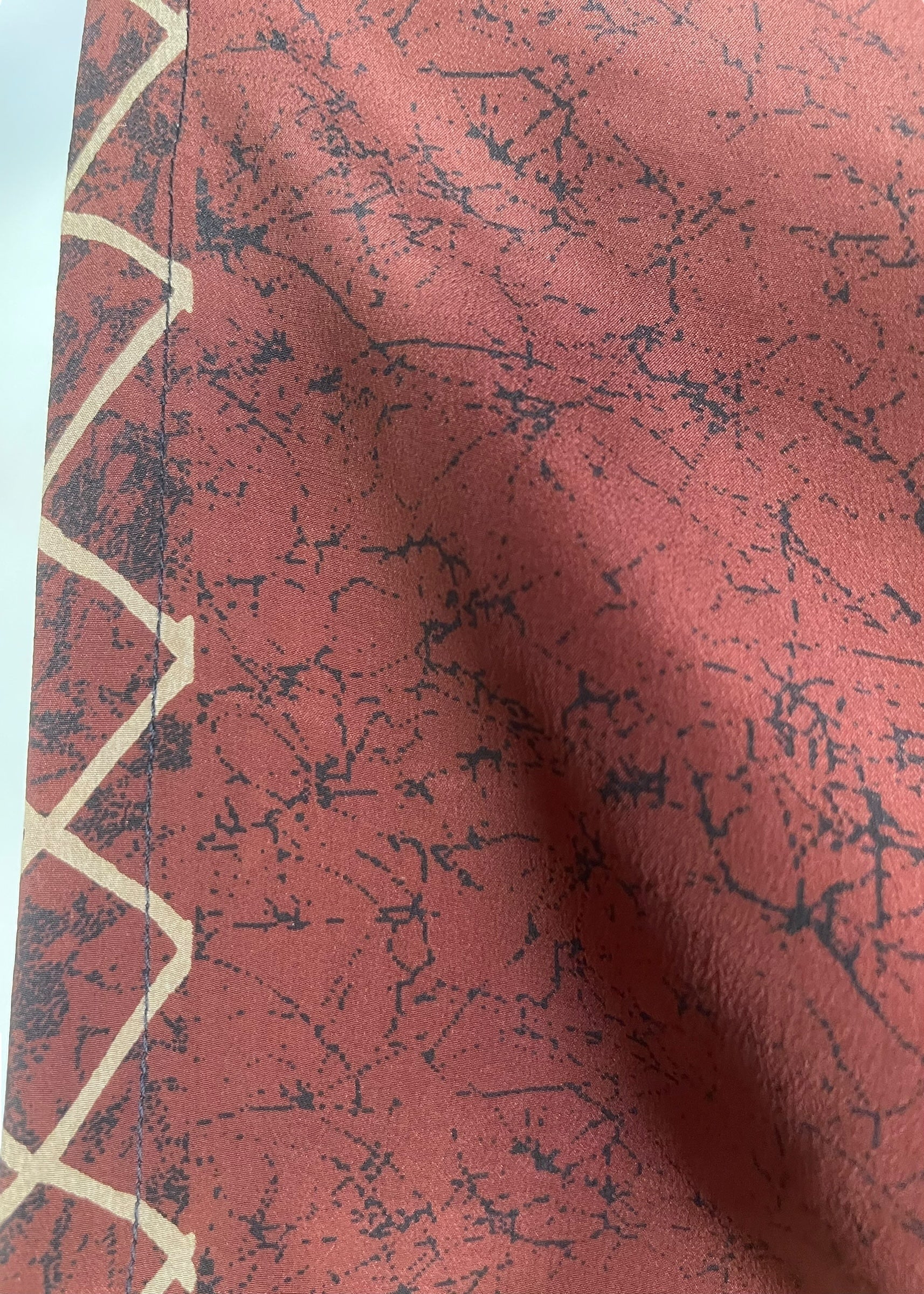 PRC6864 Avatar Pure Silk Side Slit Top