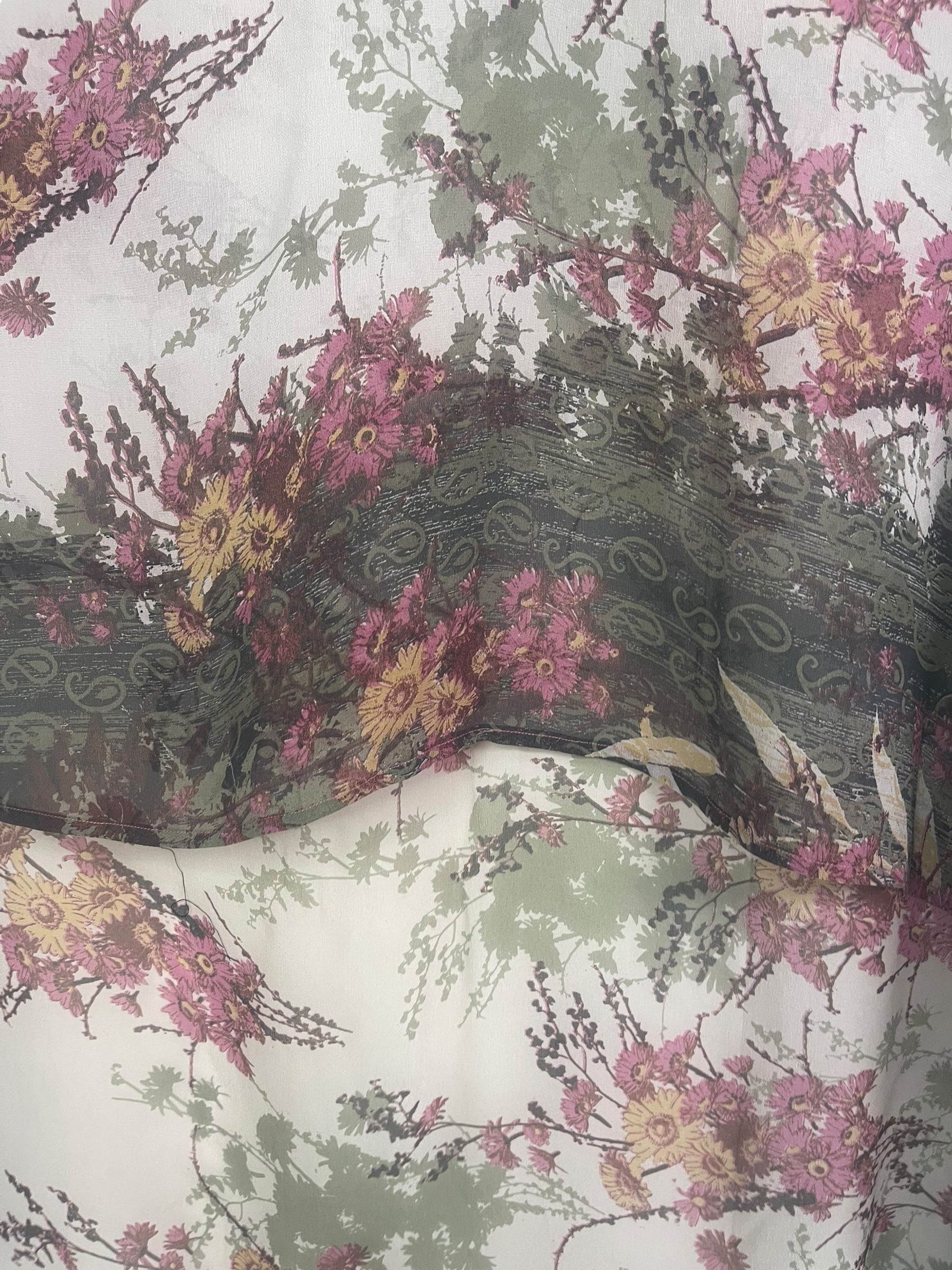 PRG8234 Sheer Avatar Pure Silk Hi Lo Top