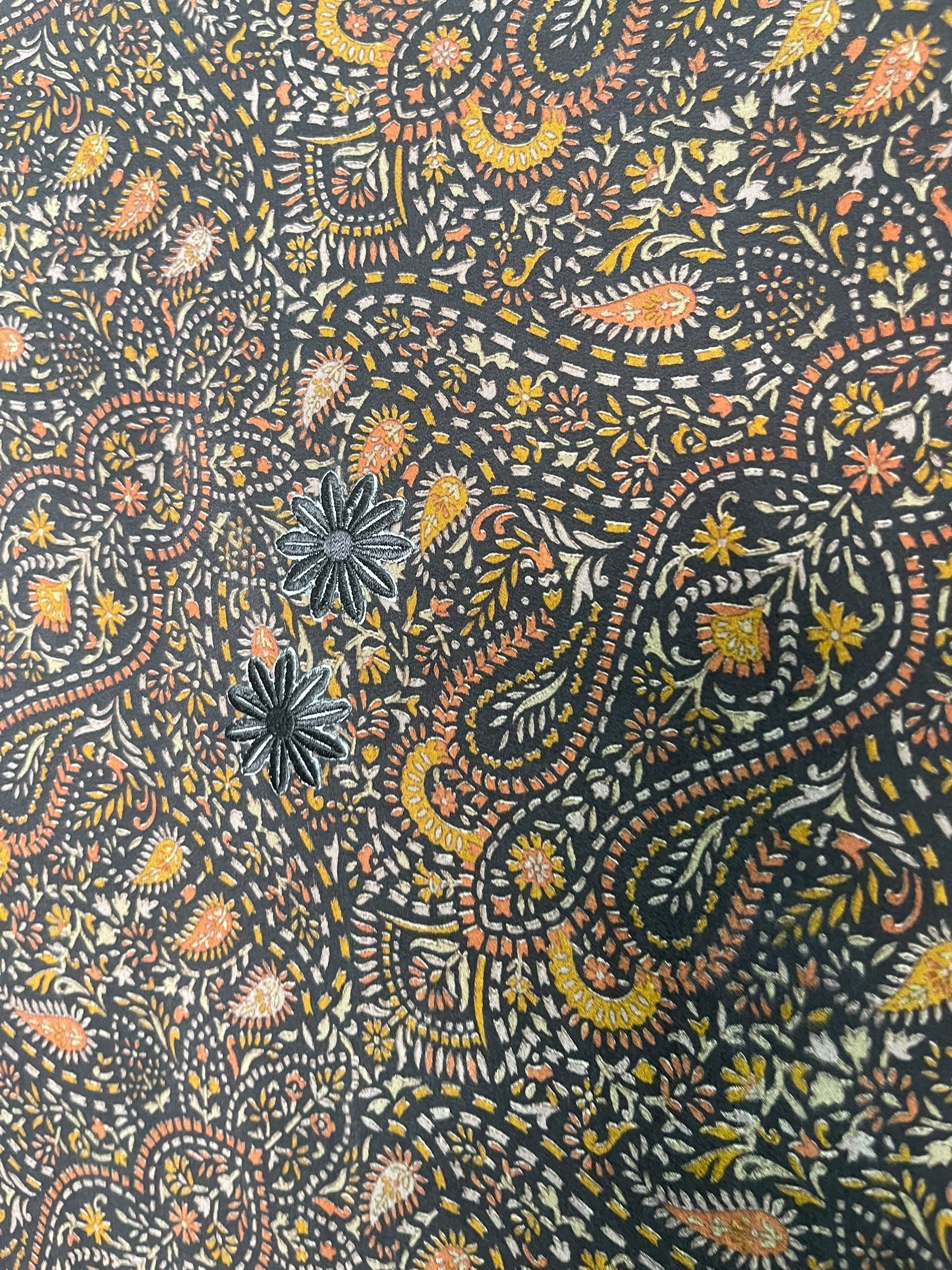 PREVIEW PRC8686 Avatar Pure Silk Capelet Poncho by MARCH2026 – Handmade ethical Poncho from sariKNOTsari using upcycled silk. Designed in Canada for travel and slow fashion, loved from Toronto to LA to Sydney.