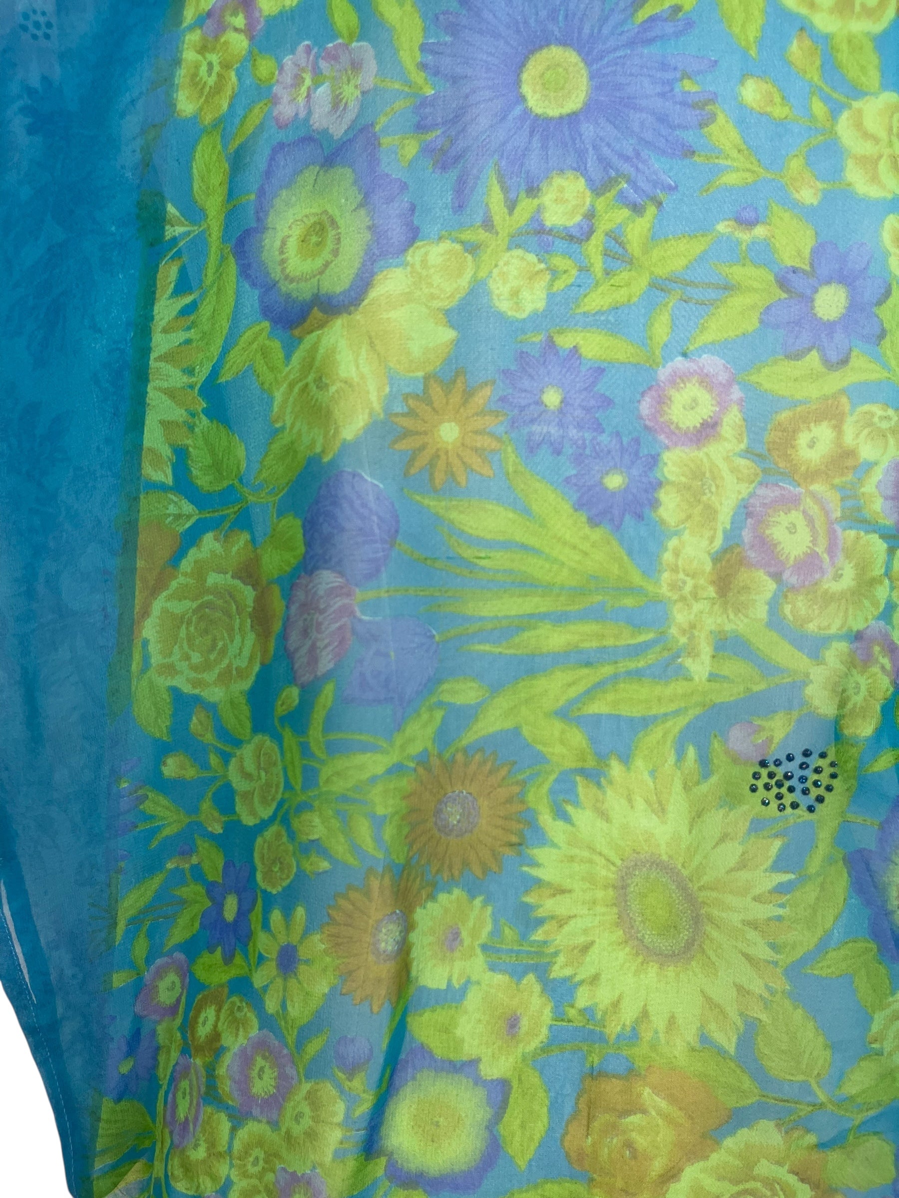 PRG7565 Sheer Avatar Pure Silk Side Slit Top