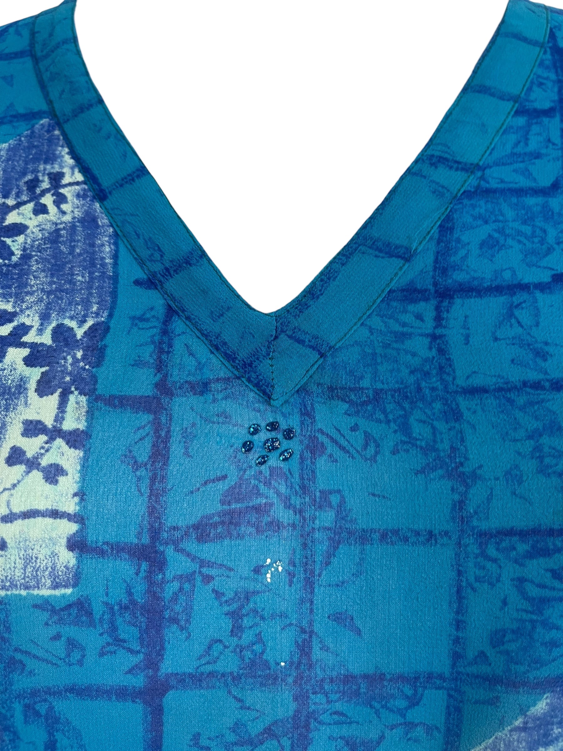 PRG8778 Sheer Wabi Sabi Pure Silk Long Tunic with Side Ties by 15 FEBRUARY 2026 – Handmade ethical Side Tie Tunic from sariKNOTsari using upcycled silk. Designed in Canada for travel and slow fashion, loved from Toronto to LA to Sydney.