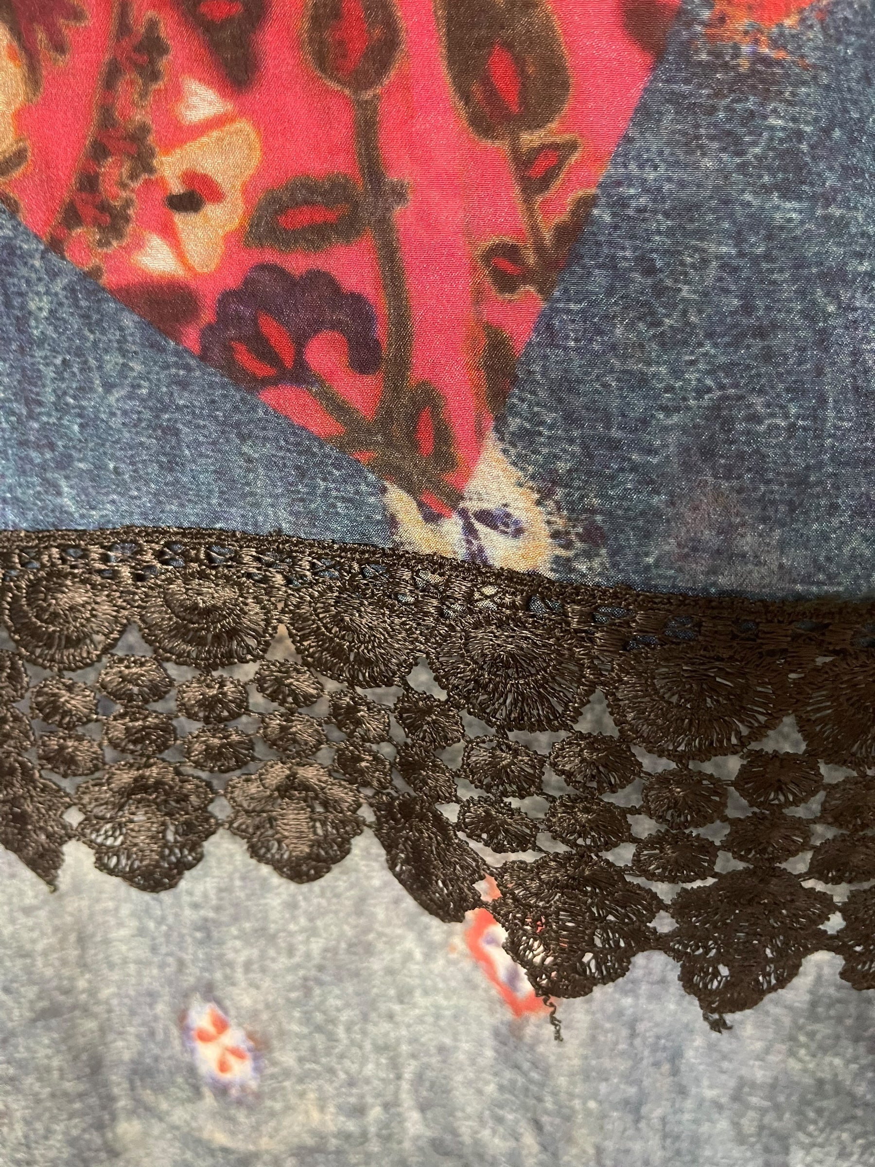 PRG8517 Sheer Avatar Pure Silk Hi Lo Top