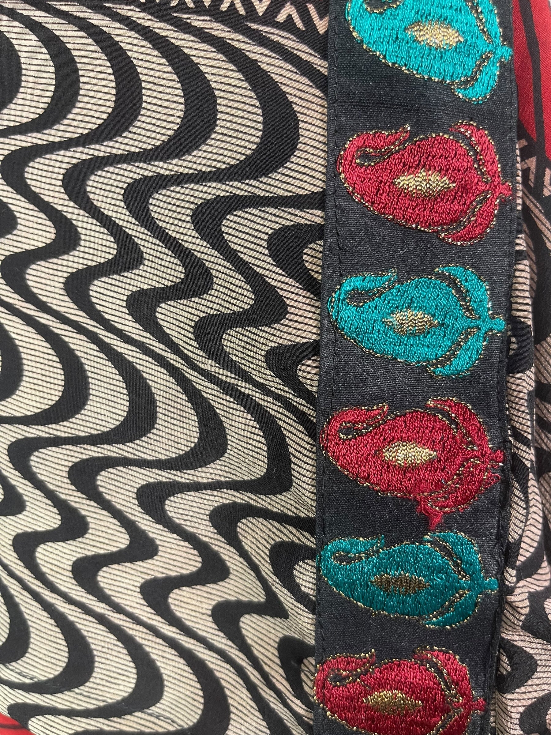 PRC8078 Avatar Pure Silk Shrug