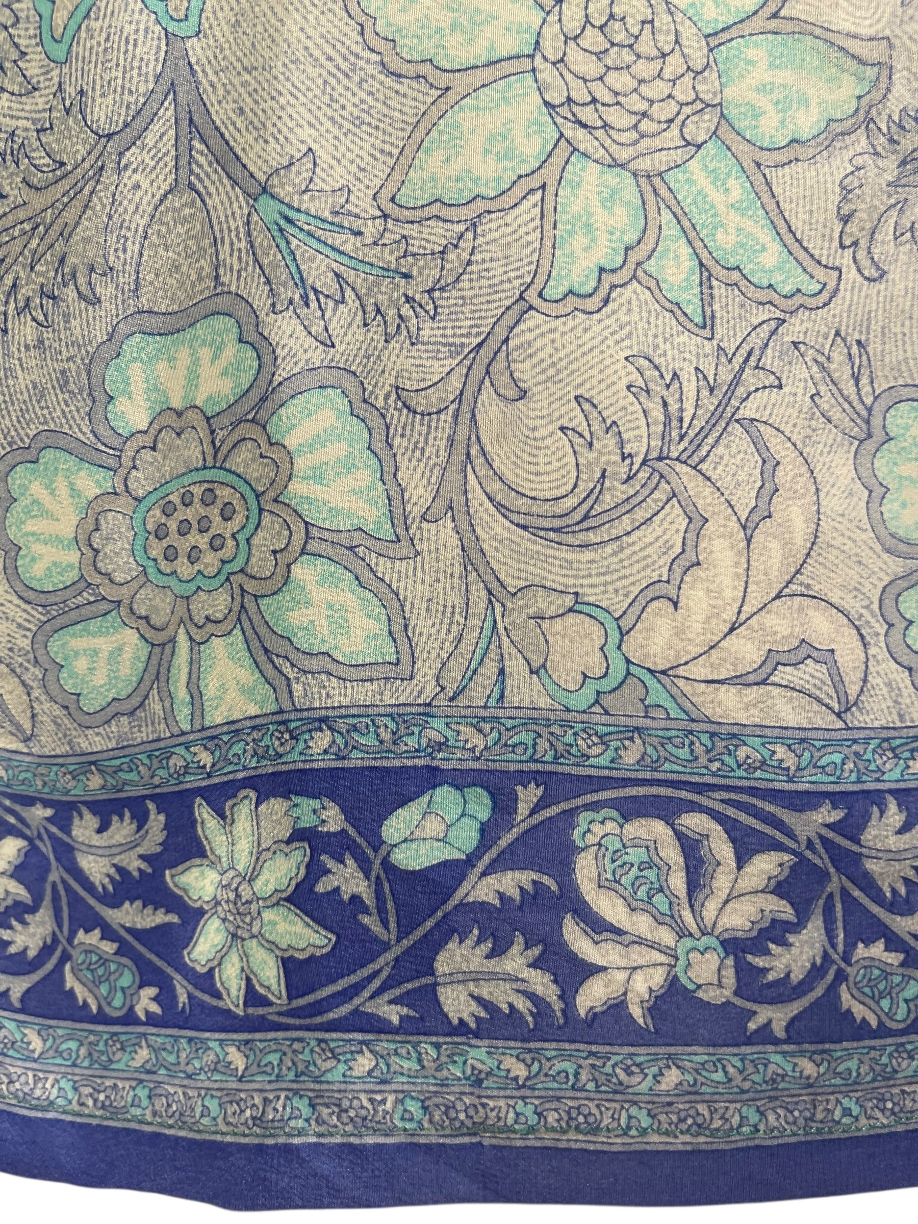 PREVIEW PRC8459 Avatar Pure Silk Boxy Top by MARCH2026 – Handmade ethical Boxy Top from sariKNOTsari using upcycled silk. Designed in Canada for travel and slow fashion, loved from Toronto to LA to Sydney.