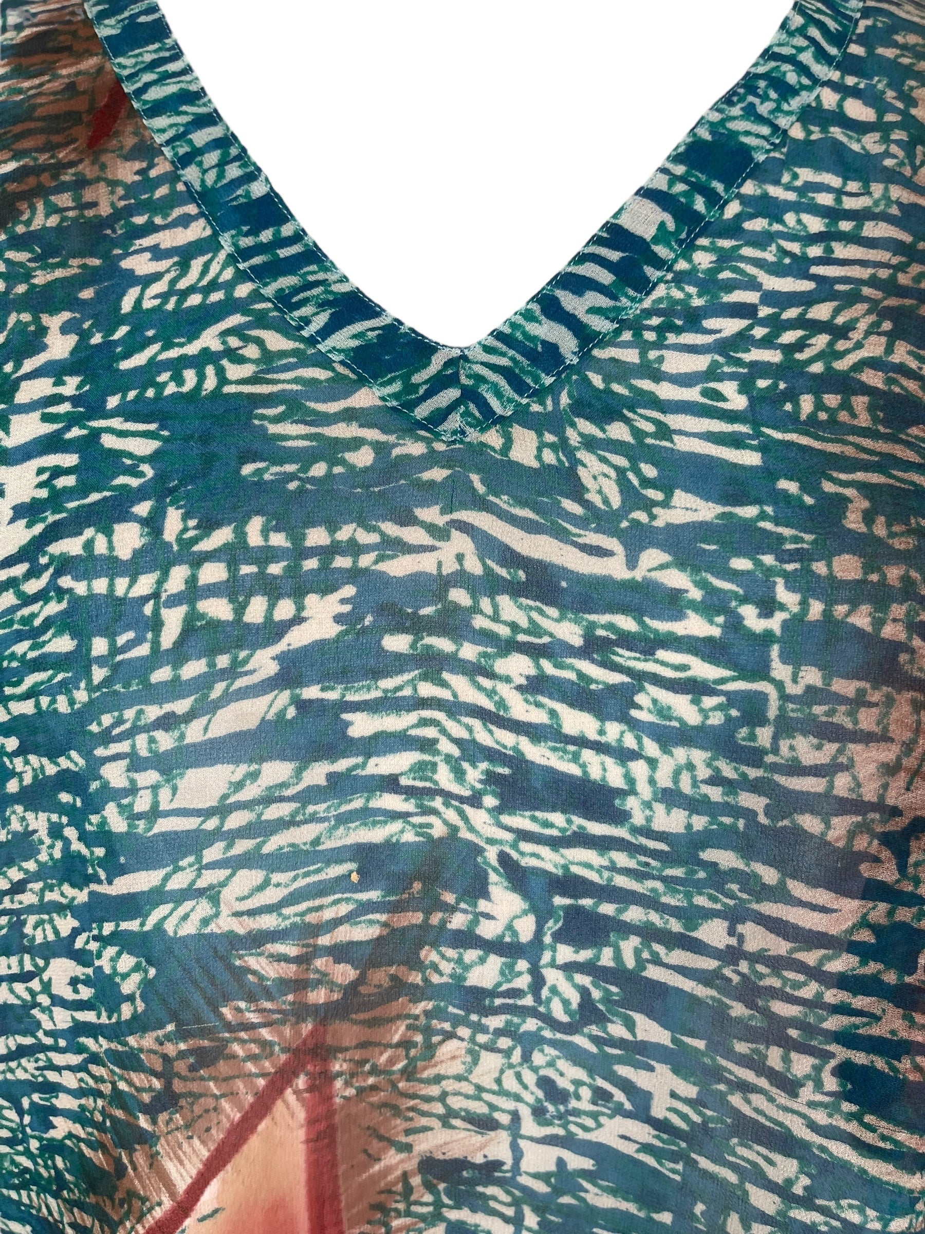 PREVIEW PRG8134 Wabi Sabi Pure Silk Long Tunic with Side Ties by DECEMBER2025 – Handmade ethical Side Tie Tunic from sariKNOTsari using upcycled silk. Designed in Canada for travel and slow fashion, loved from Toronto to LA to Sydney.