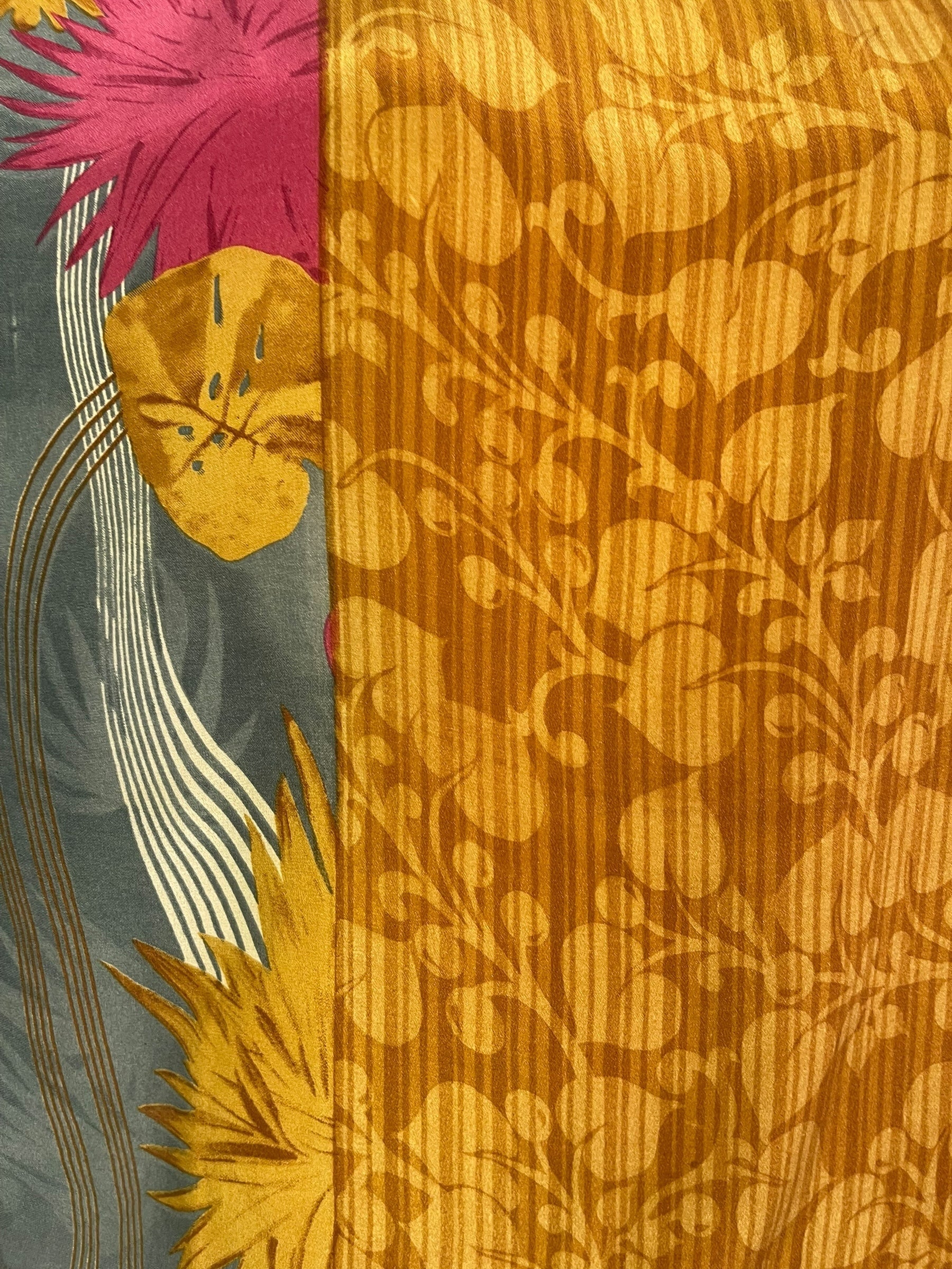 PRC7302 Avatar Pure Silk Side Slit Top