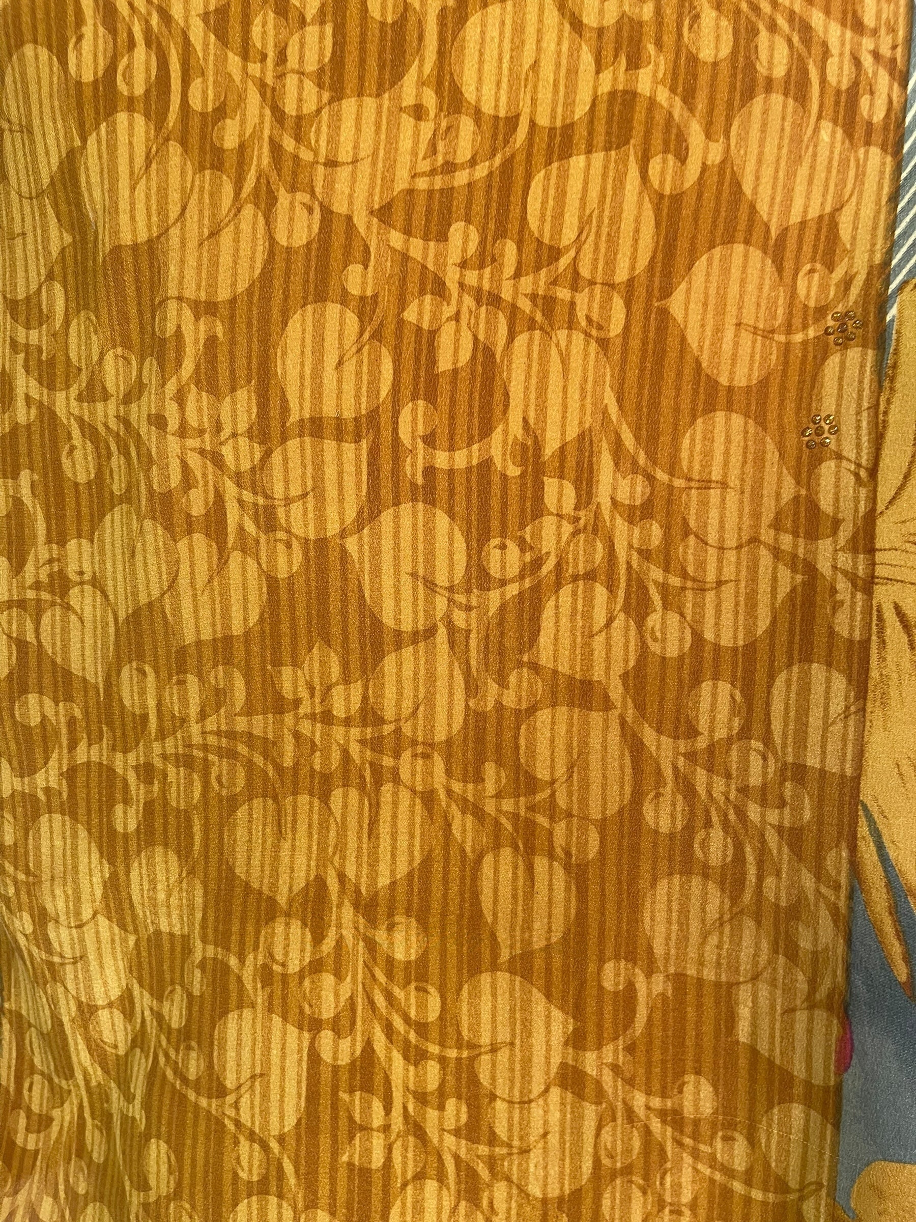 PRC7302 Avatar Pure Silk Side Slit Top