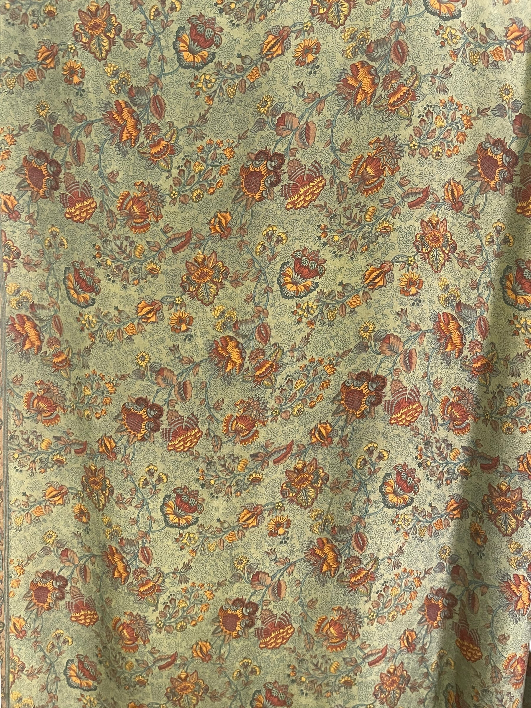 PRC8682 Avatar Pure Silk Hi Lo Top