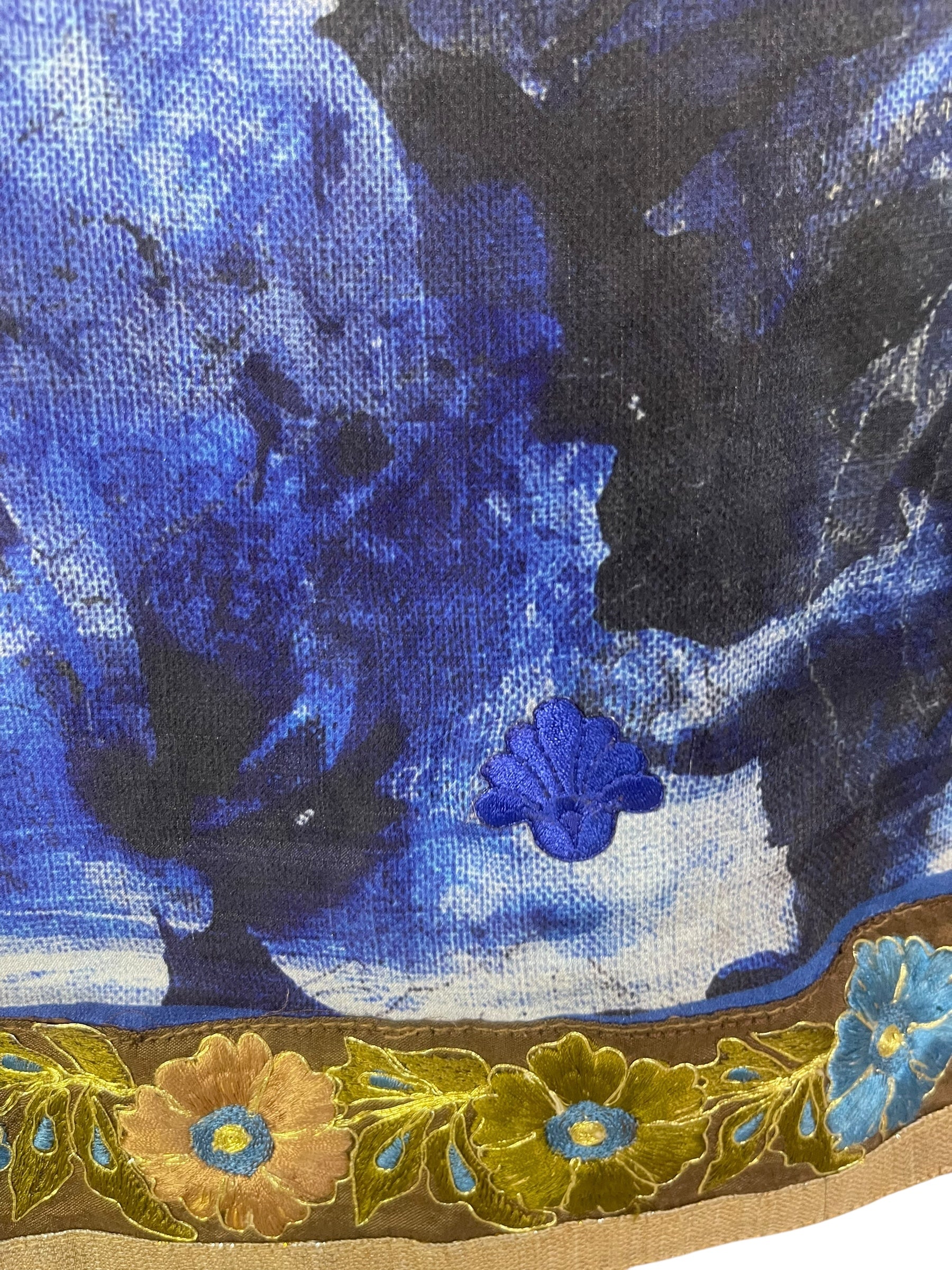 PRS8504 Avatar Pure Silk Satin Hi Lo Top