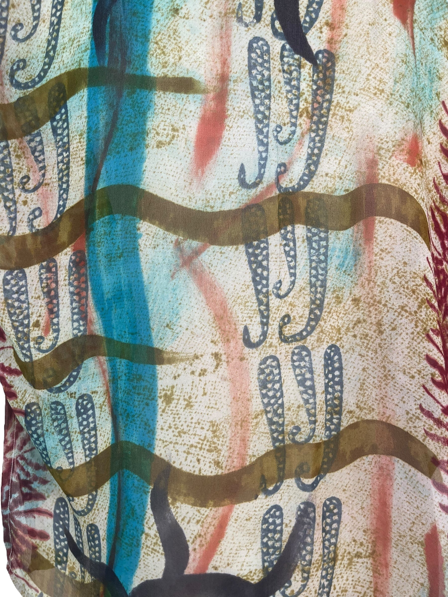 PREVIEW PRG7570 Sheer Avatar Pure Silk Side Slit Top by DECEMBER2025 – Handmade ethical Side Slit Top from sariKNOTsari using upcycled silk. Designed in Canada for travel and slow fashion, loved from Toronto to LA to Sydney.