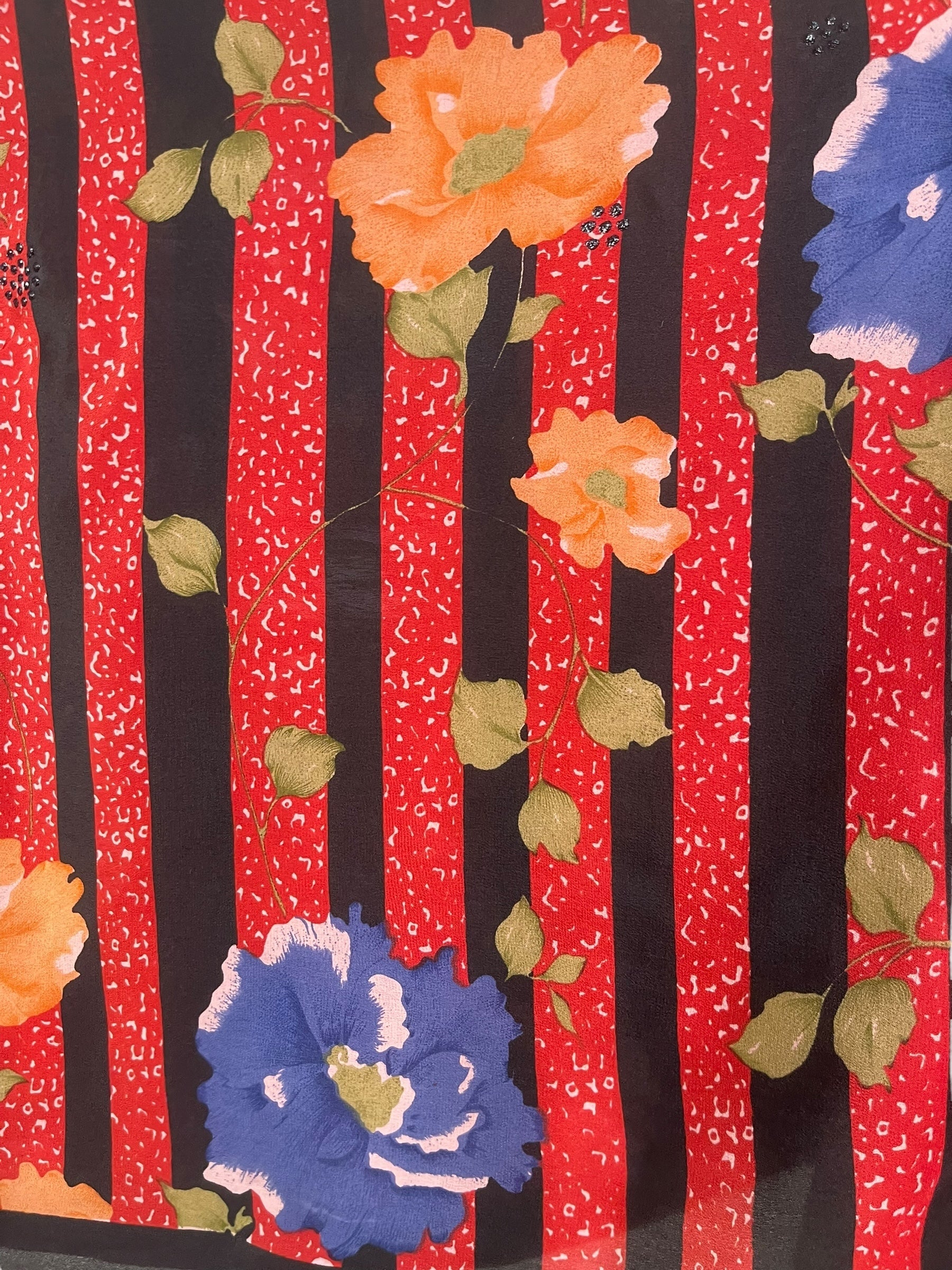 PREVIEW PRC8024 Avatar Pure Silk Capelet Poncho by DECEMBER2025 – Handmade ethical Poncho from sariKNOTsari using upcycled silk. Designed in Canada for travel and slow fashion, loved from Toronto to LA to Sydney.