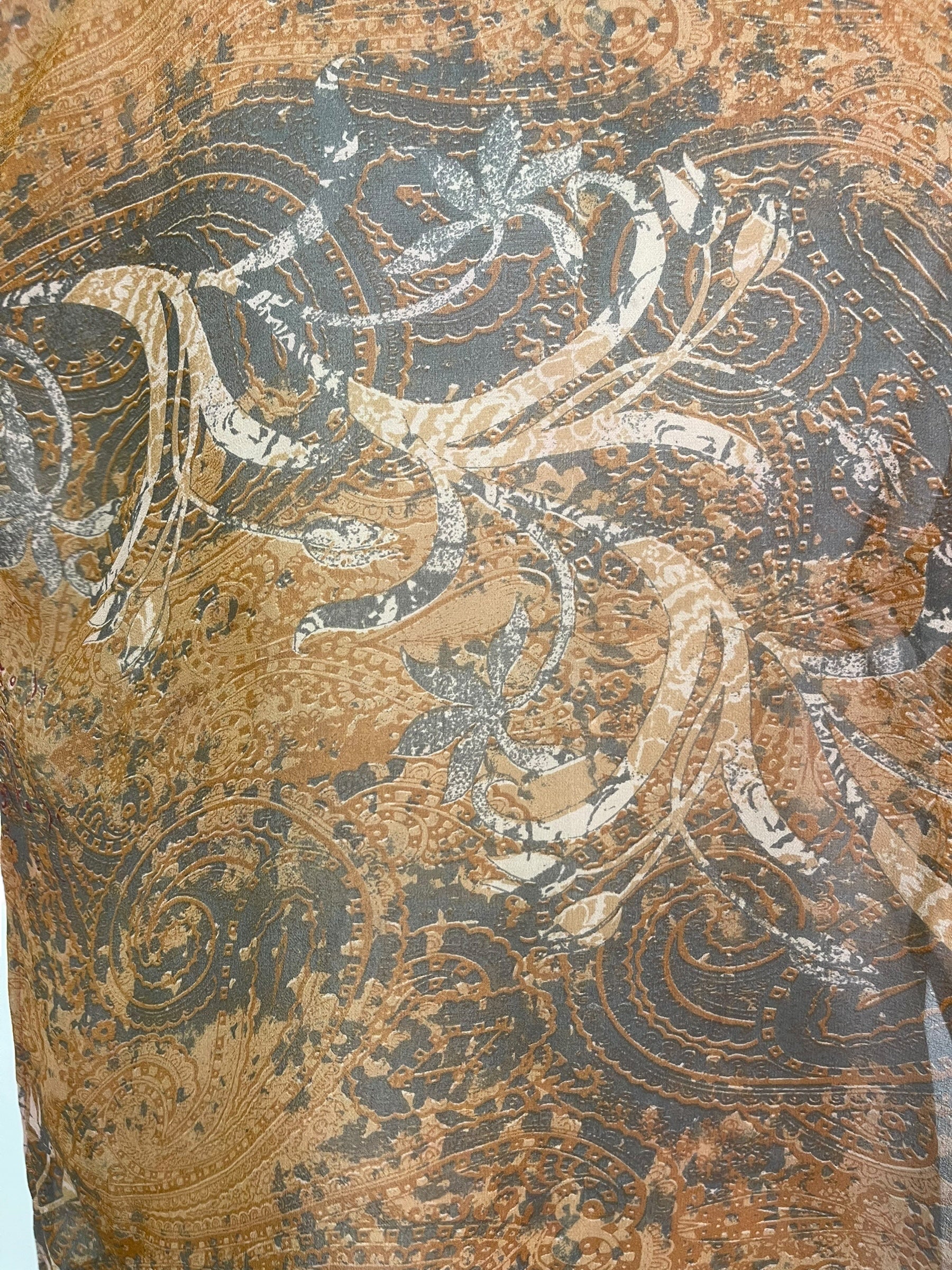 PRG8135 Sheer Wabi Sabi Pure Silk Side Slit Top by DECEMBER2025 – Handmade ethical Side Slit Top from sariKNOTsari using upcycled silk. Designed in Canada for travel and slow fashion, loved from Toronto to LA to Sydney.