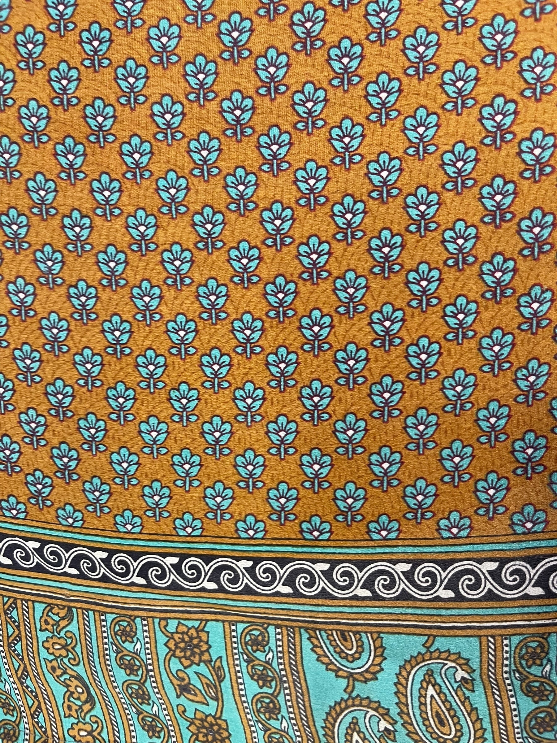 LADY LUCK PRC7288 Avatar Pure Silk Capelet Poncho