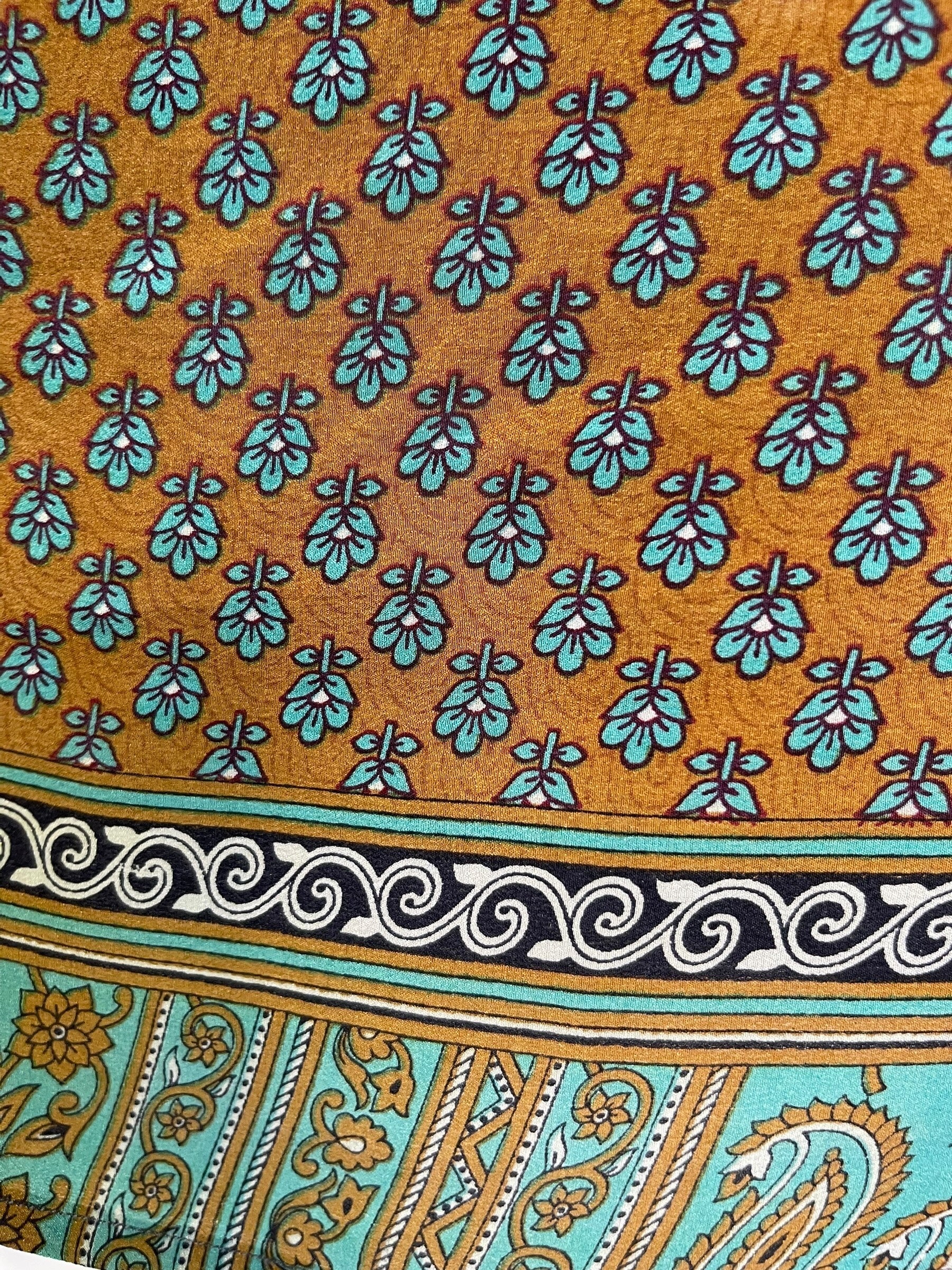 LADY LUCK PRC7288 Avatar Pure Silk Capelet Poncho