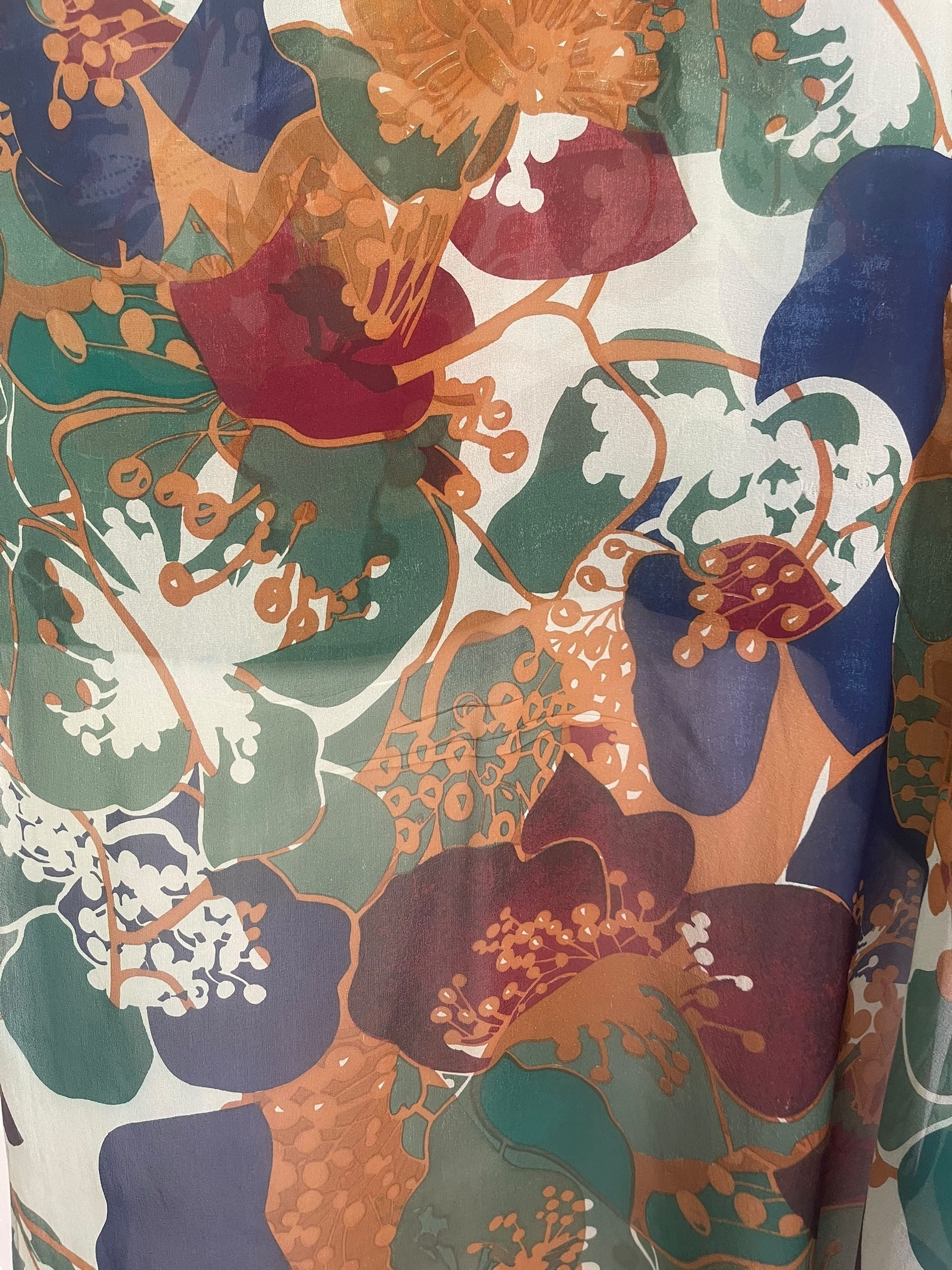 PRG7872 Sheer Avatar Pure Silk Hi Lo Top