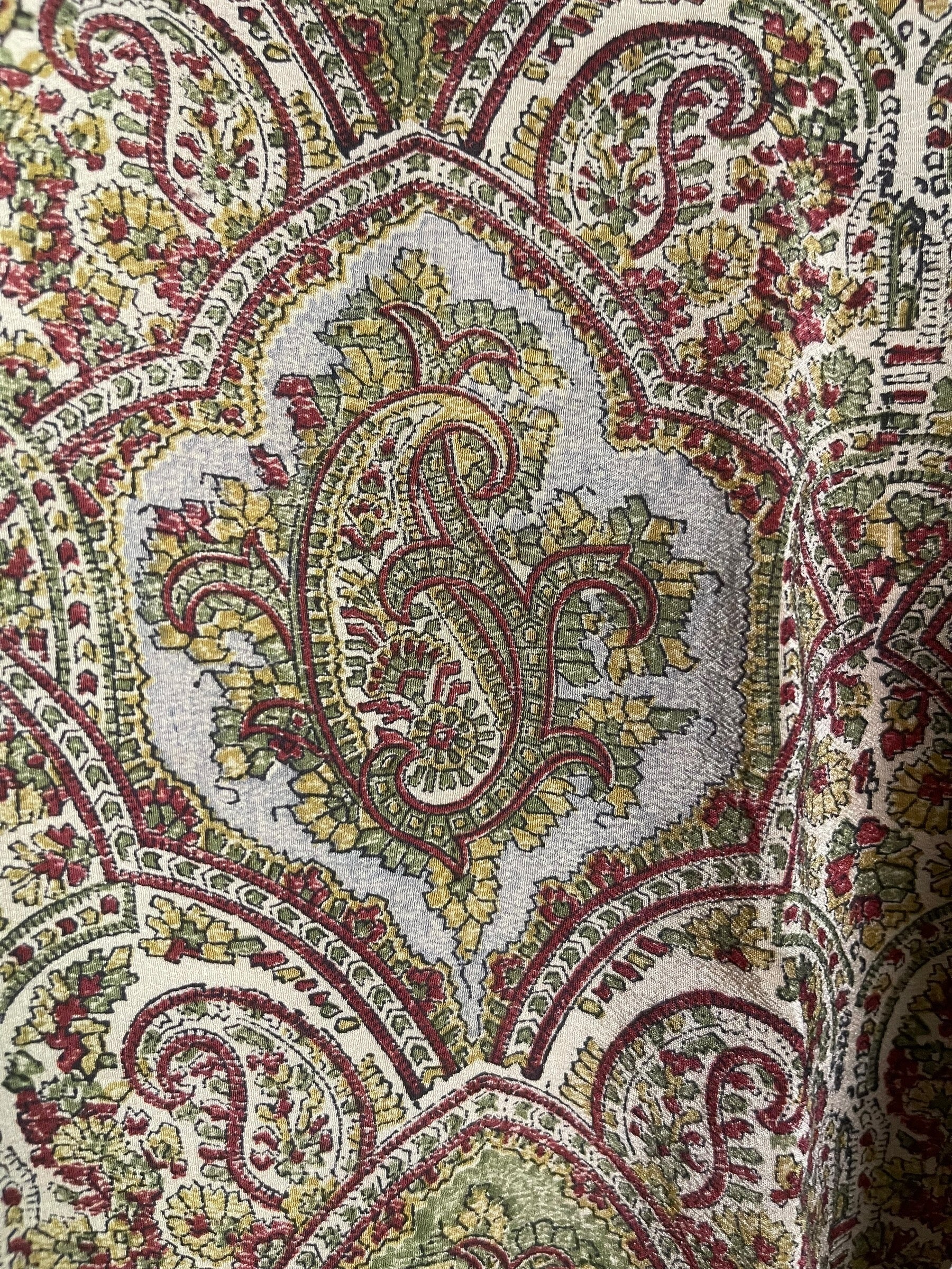 PRC7647 Avatar Pure Silk Versatile Vest