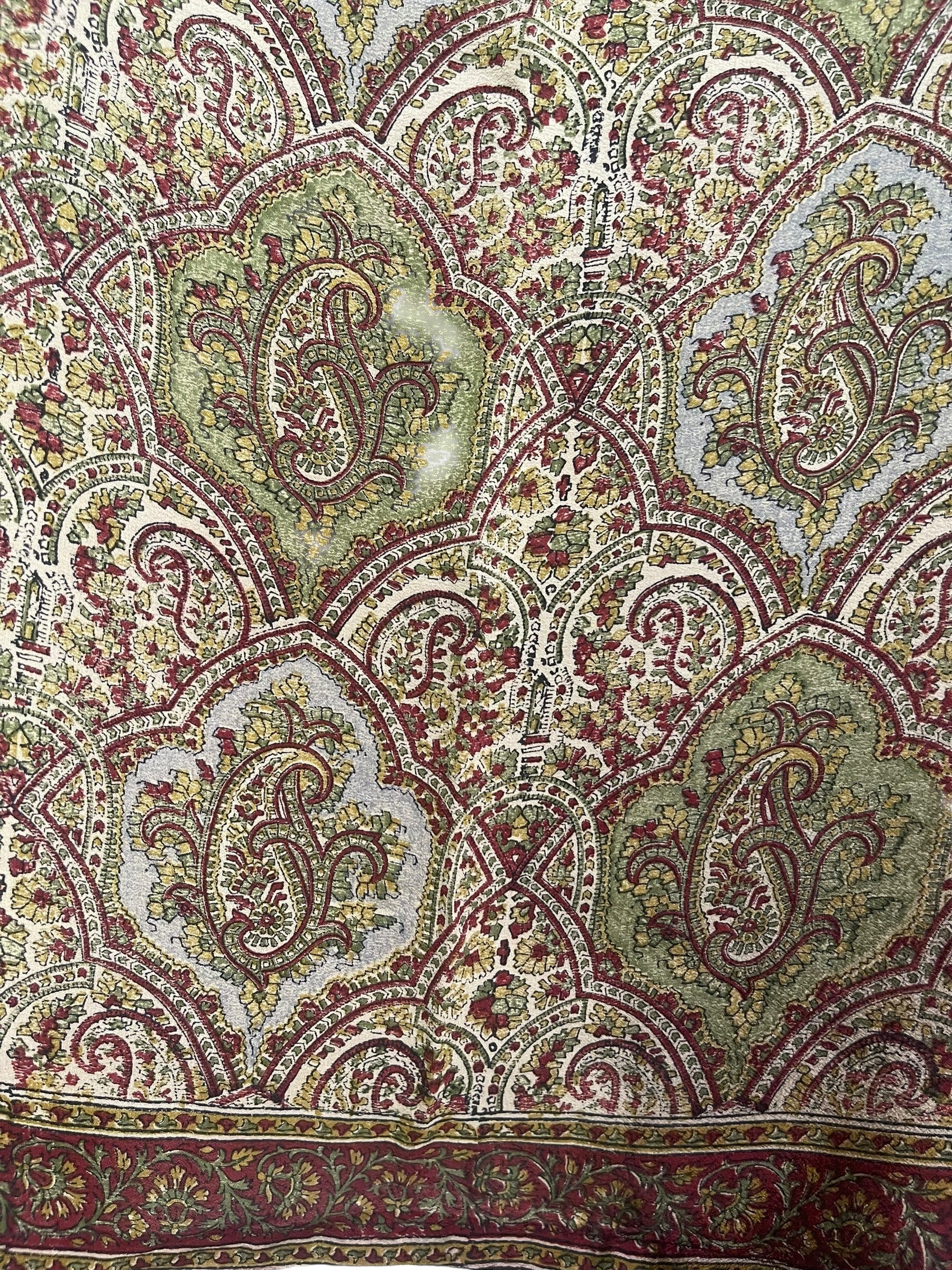 PRC7647 Avatar Pure Silk Versatile Vest