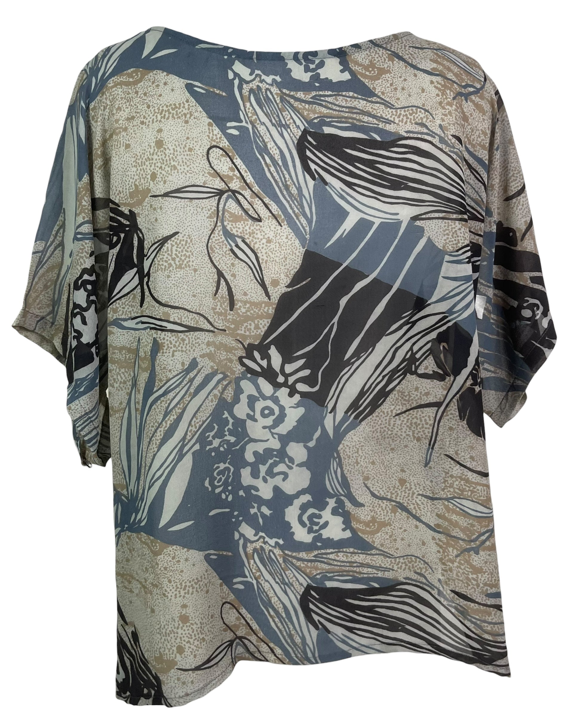 PREVIEW PRG8530 Sheer Wabi Sabi Pure Silk Side Slit Top by FEBRUARY2026 – Handmade ethical Side Slit Top from sariKNOTsari using upcycled silk. Designed in Canada for travel and slow fashion, loved from Toronto to LA to Sydney.