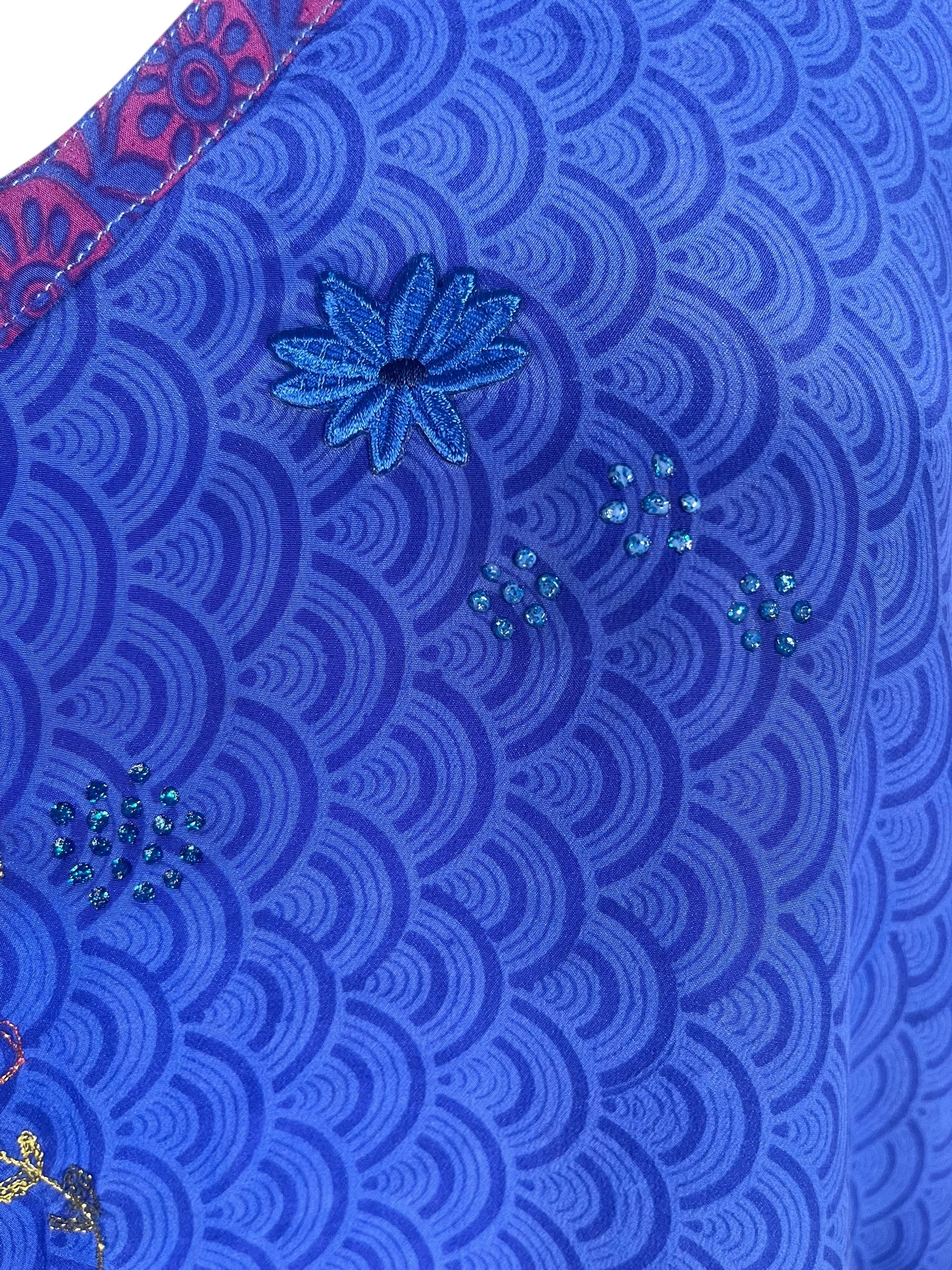 PREVIEW PRC8747 Avatar Pure Silk Long Tunic with Side Ties by MARCH2026 – Handmade ethical Side Tie Tunic from sariKNOTsari using upcycled silk. Designed in Canada for travel and slow fashion, loved from Toronto to LA to Sydney.