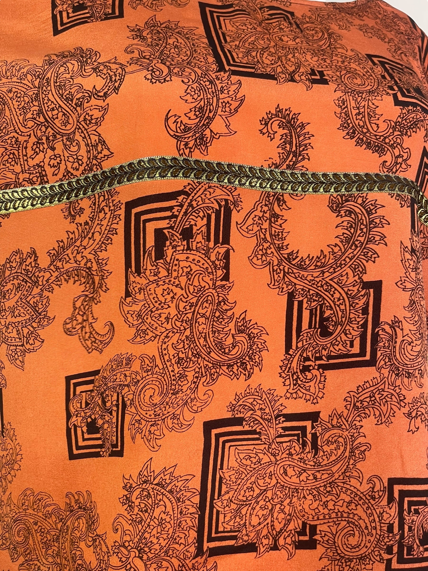 PRC6707 Avatar Pure Silk Side Slit Top