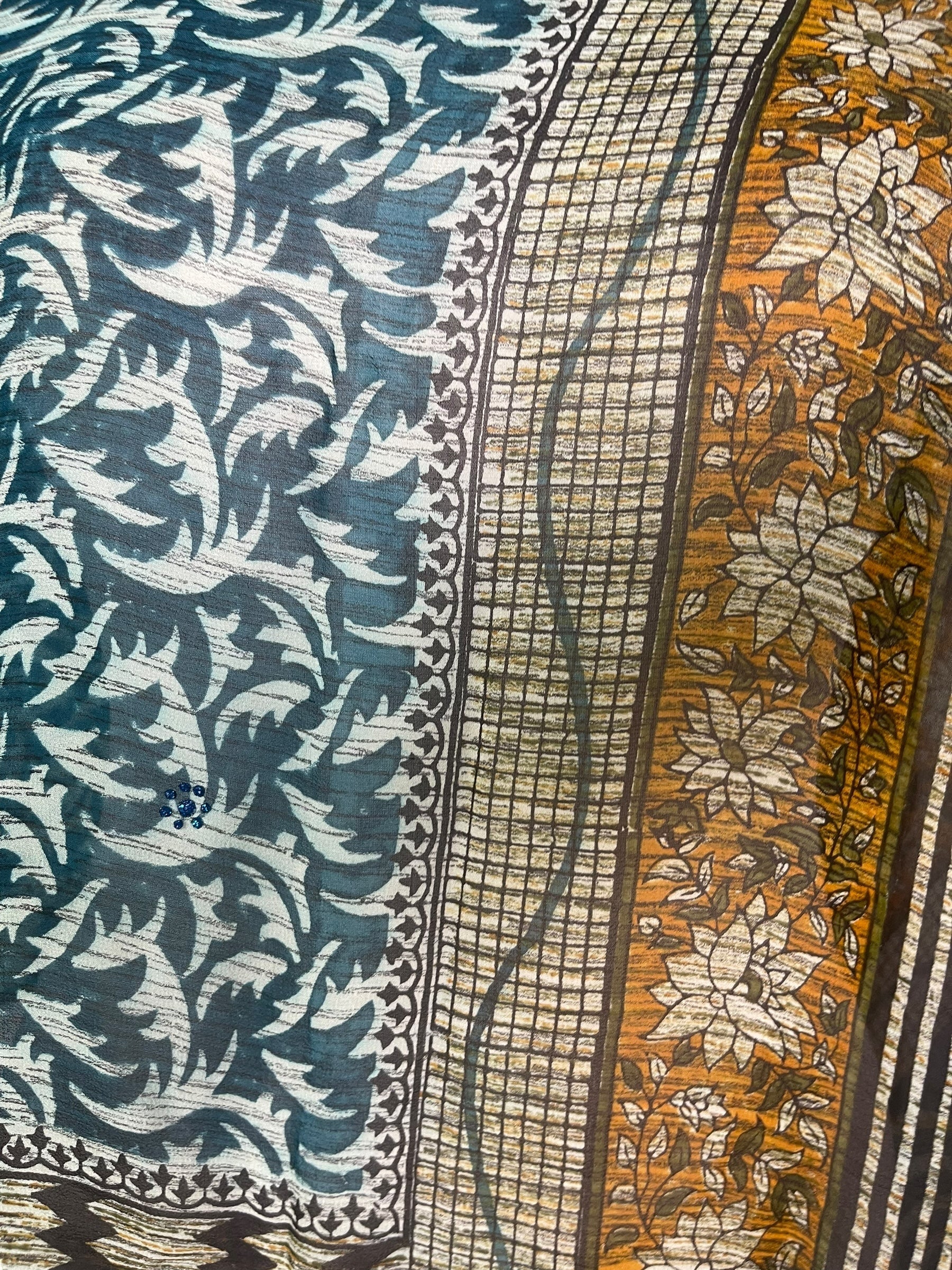 PRG7490 Sheer Avatar Pure Silk Capelet Poncho