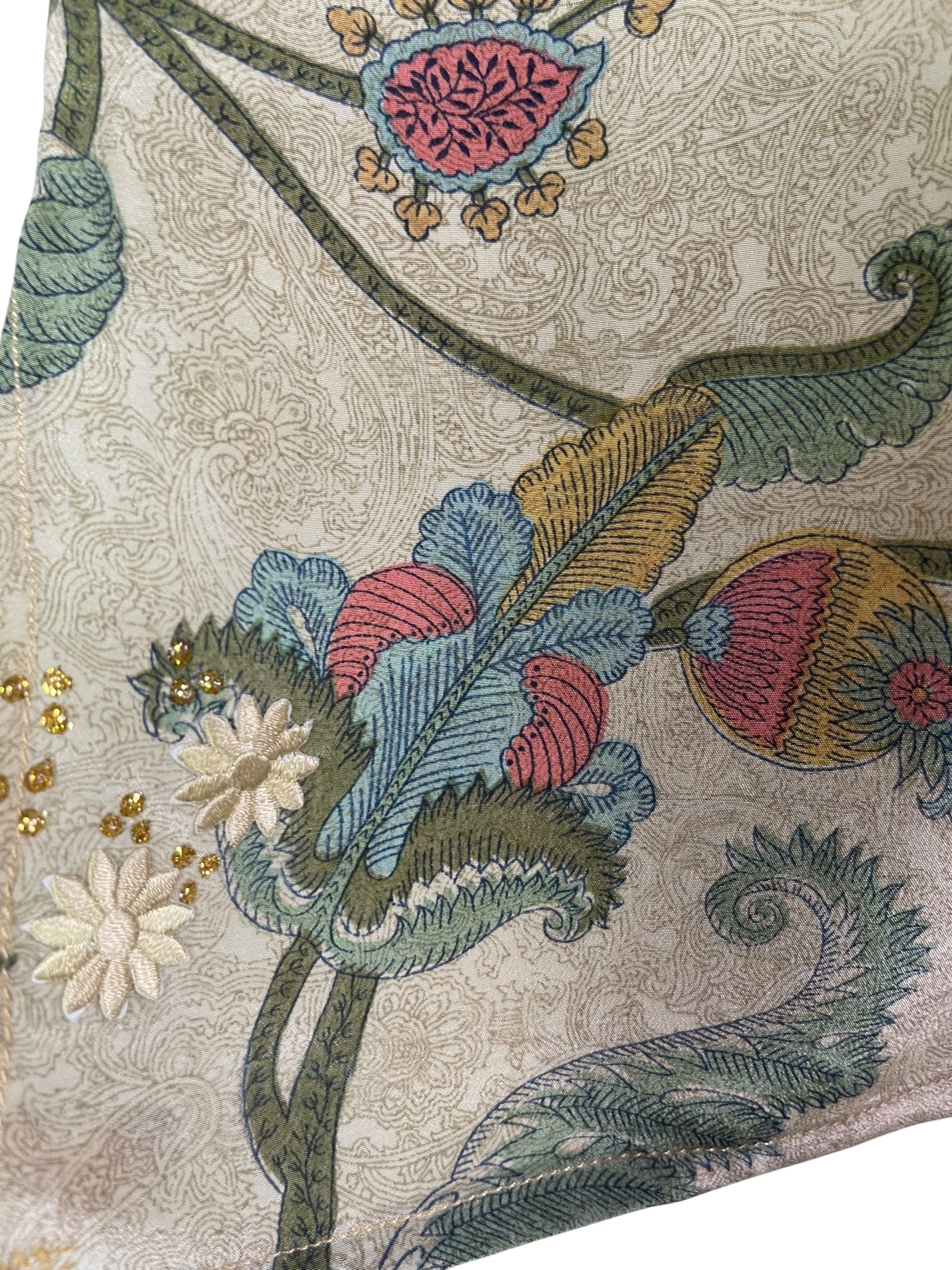 PRC7837 Avatar Pure Silk Side Slit Top