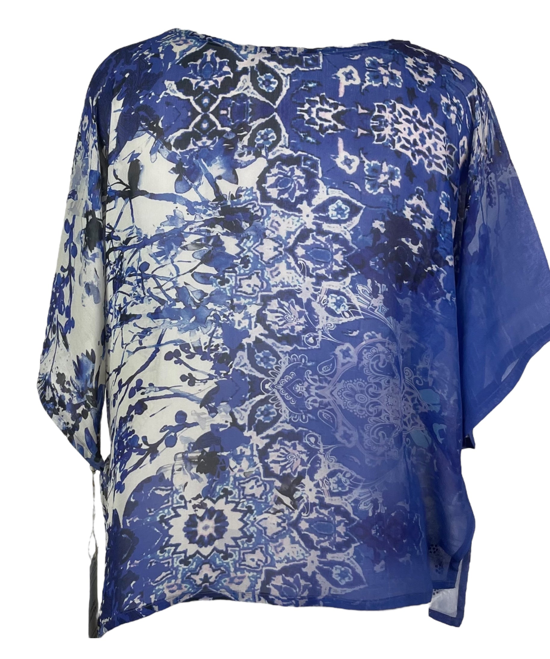 PRG7829 Sheer Avatar Pure Silk Side Slit Top by Kerri – Handmade ethical Side Slit Top from sariKNOTsari using upcycled silk. Designed in Canada for travel and slow fashion, loved from Toronto to LA to Sydney.