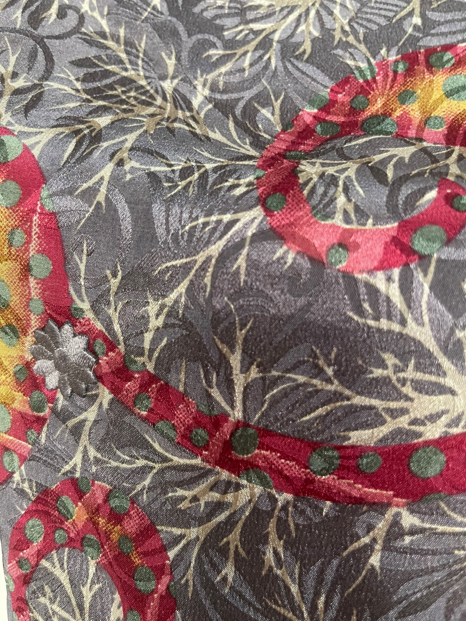 PRS7974 Avatar Pure Silk Satin Side Slit Top