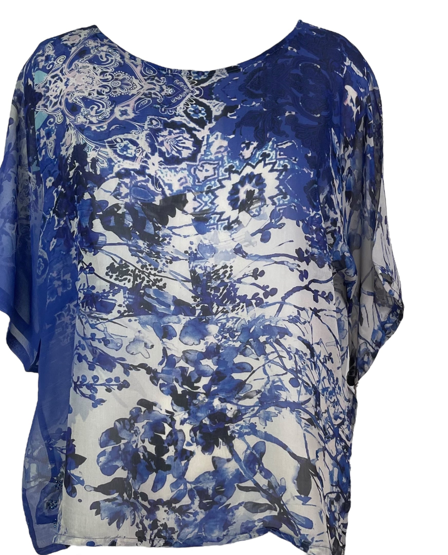 PRG7829 Sheer Avatar Pure Silk Side Slit Top by Kerri – Handmade ethical Side Slit Top from sariKNOTsari using upcycled silk. Designed in Canada for travel and slow fashion, loved from Toronto to LA to Sydney.