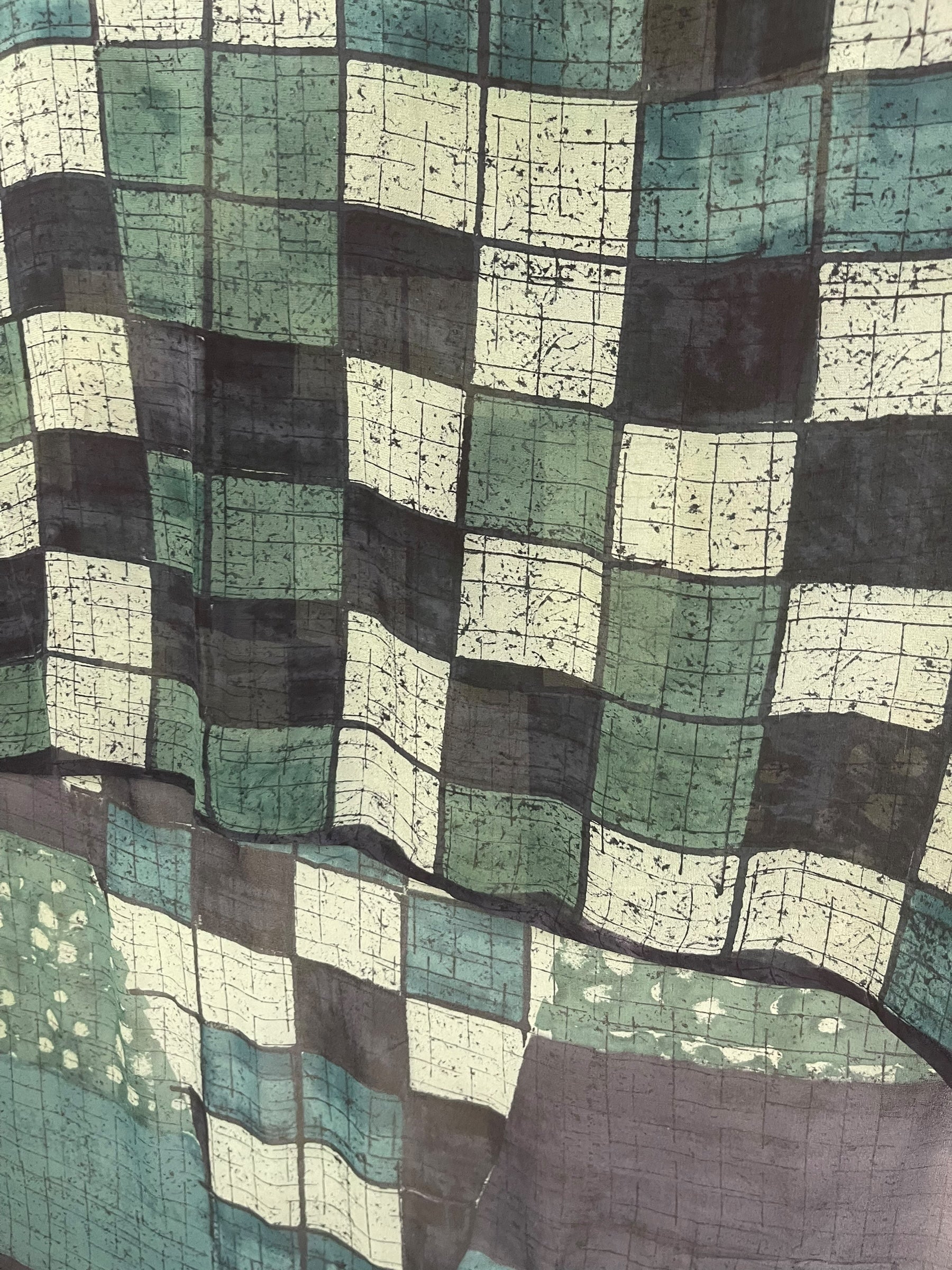 PRG8536 Sheer Avatar Pure Silk Hi Lo Top