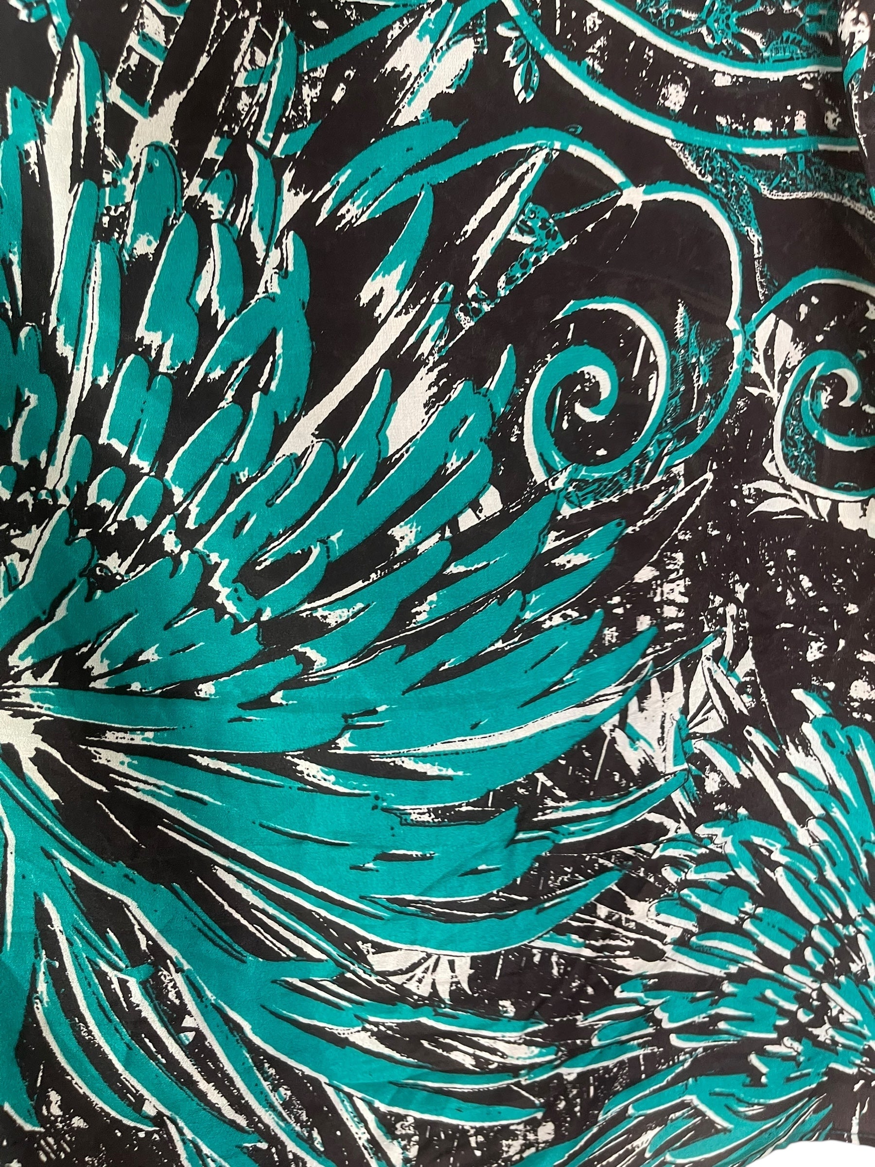 PRC8088 Avatar Pure Silk Cardigan