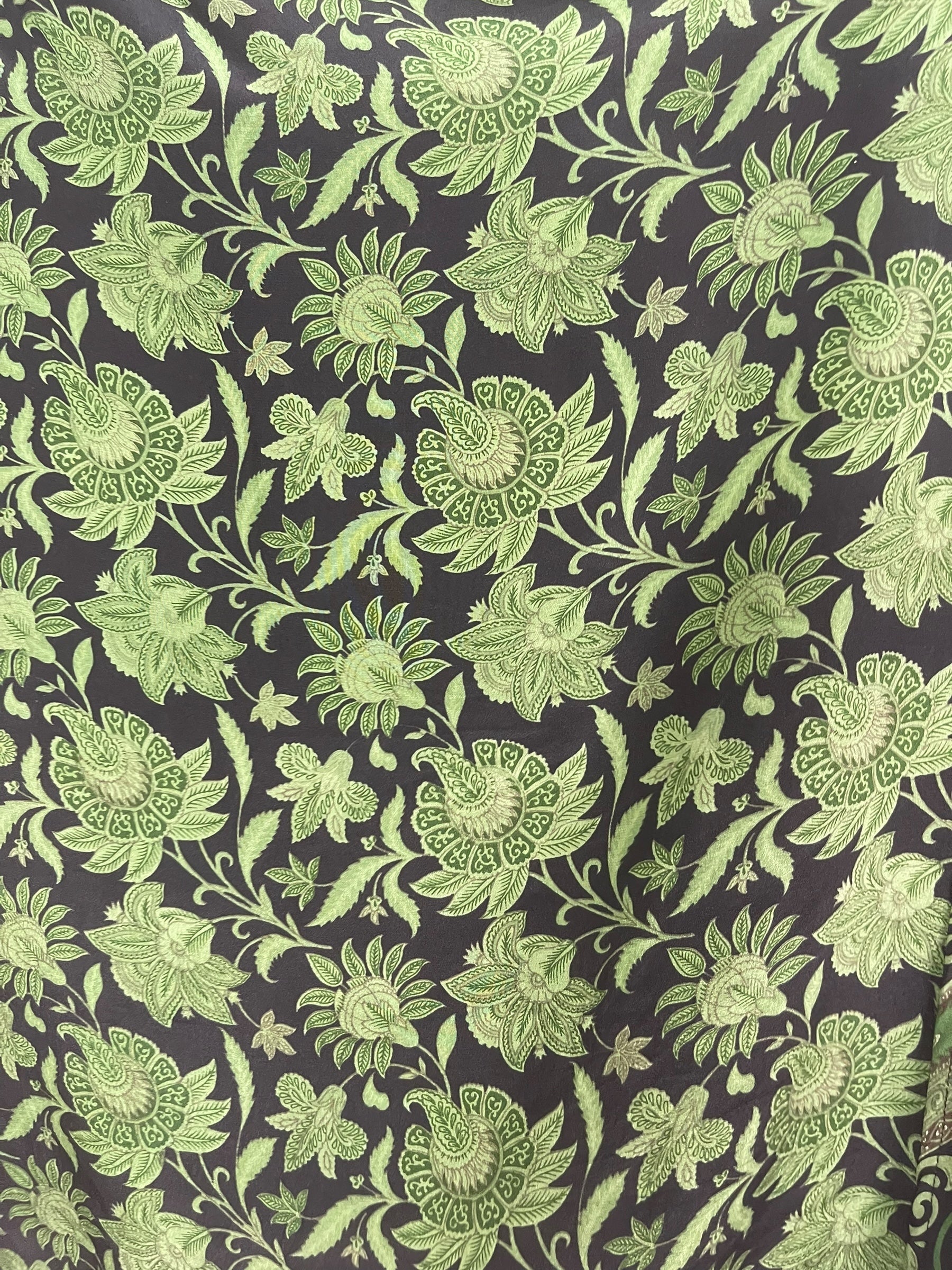 PRC8086 Avatar Pure Silk Cardigan